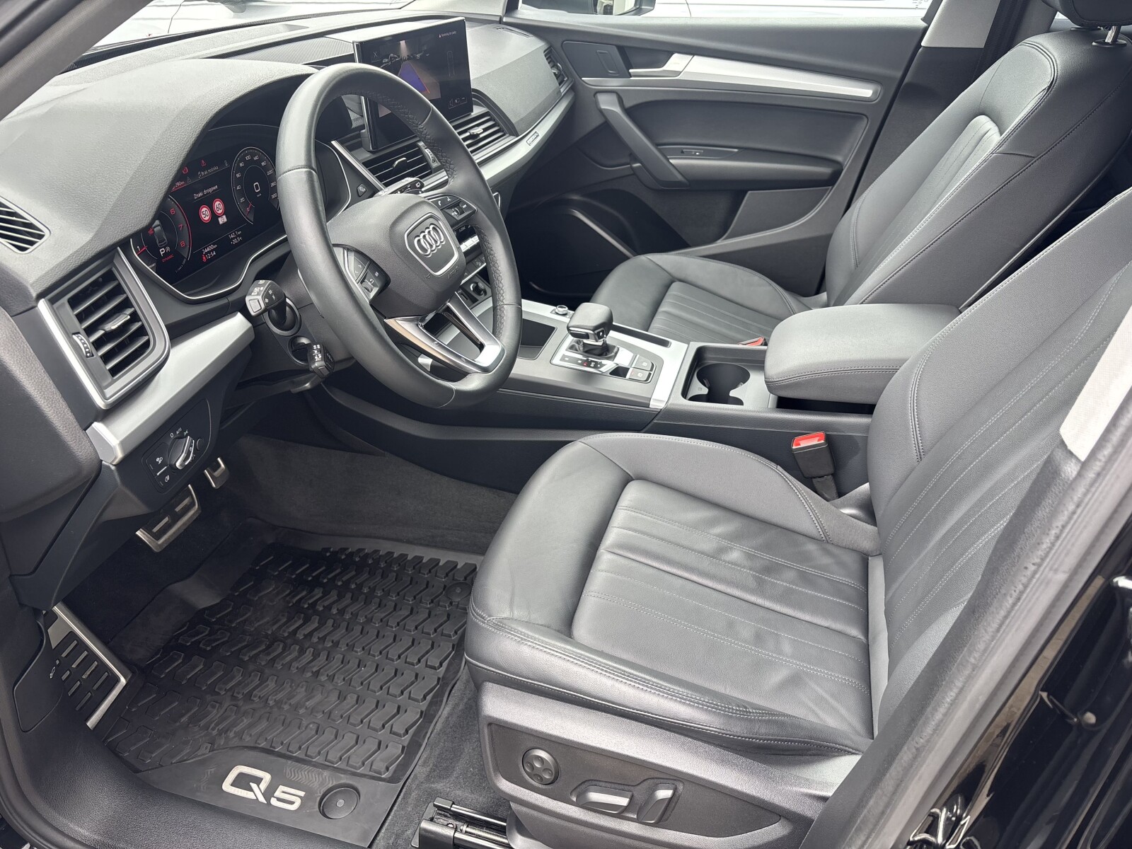 Audi Q5 - zdjęcie 16