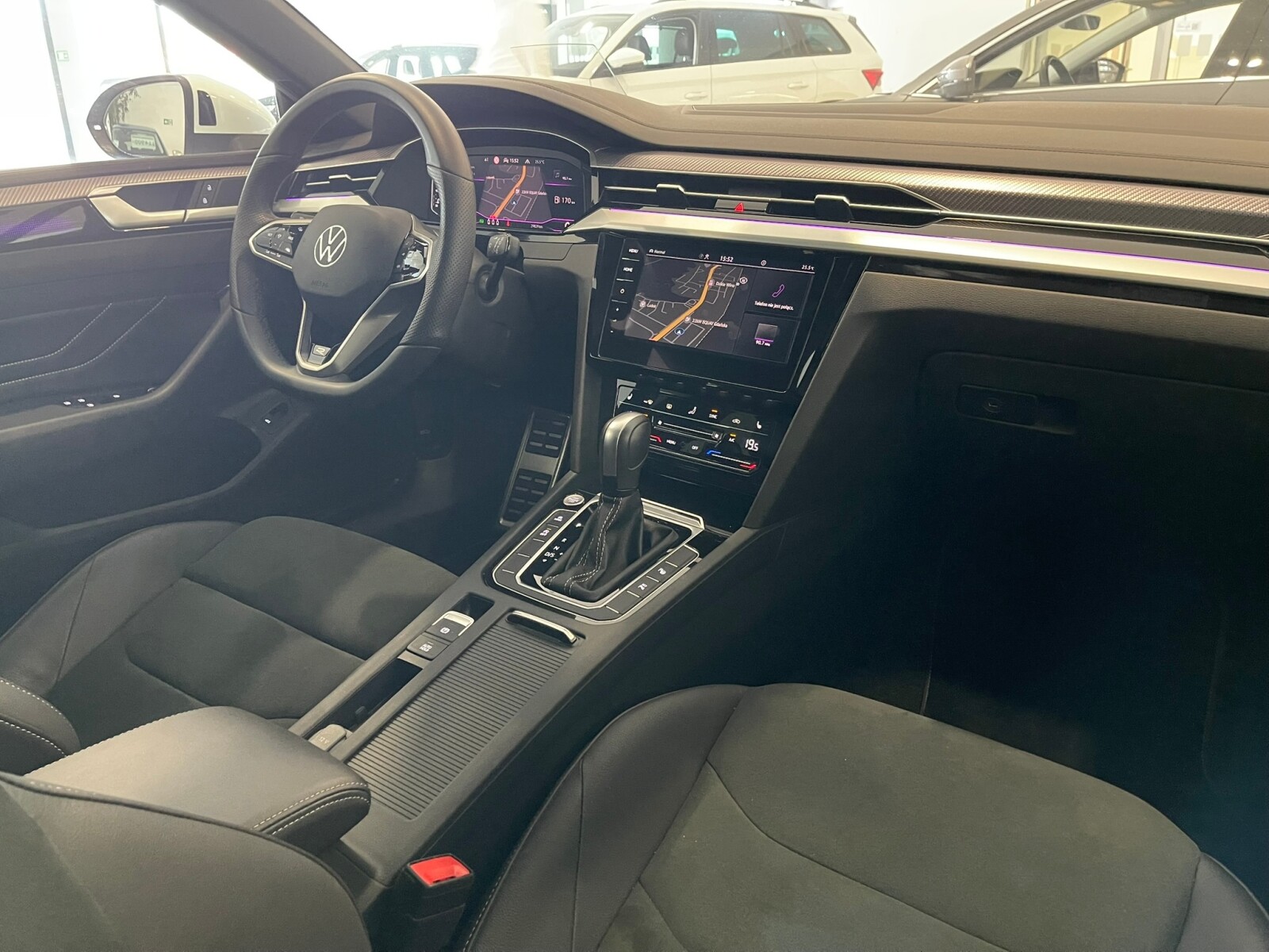 Volkswagen Arteon Shooting Brake - zdjęcie 14