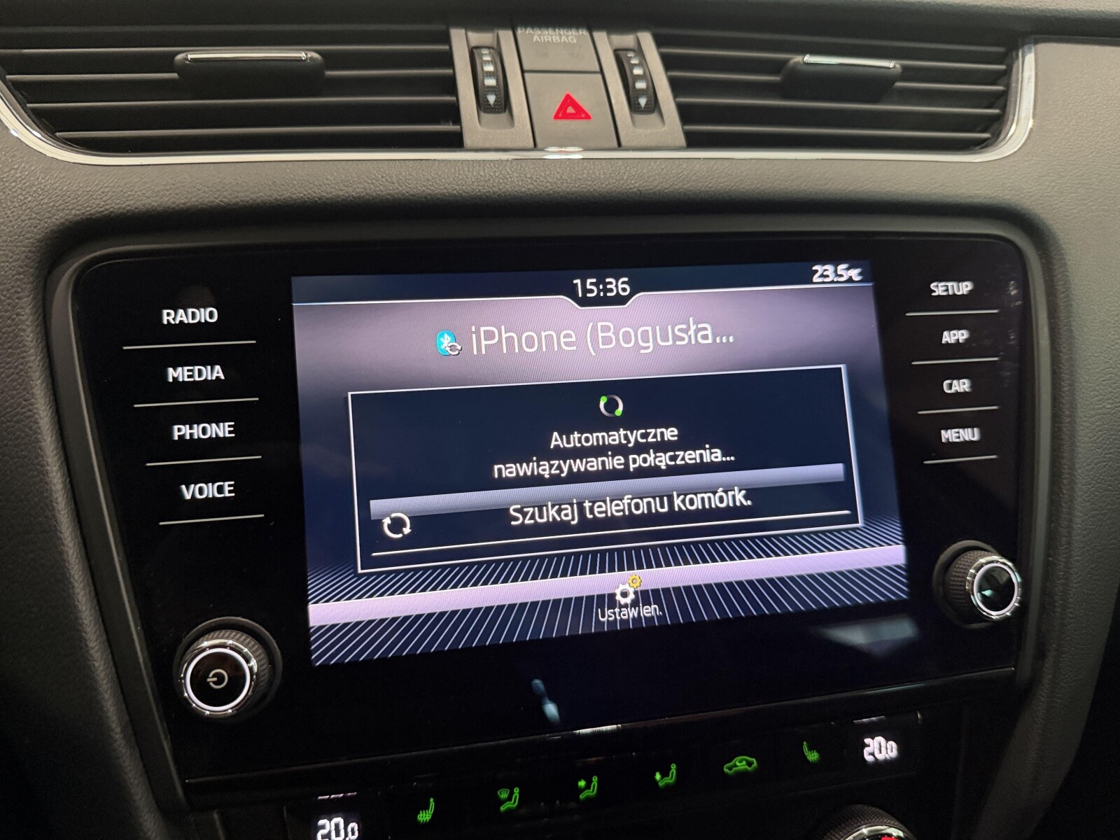 Škoda Octavia Combi - zdjęcie 24