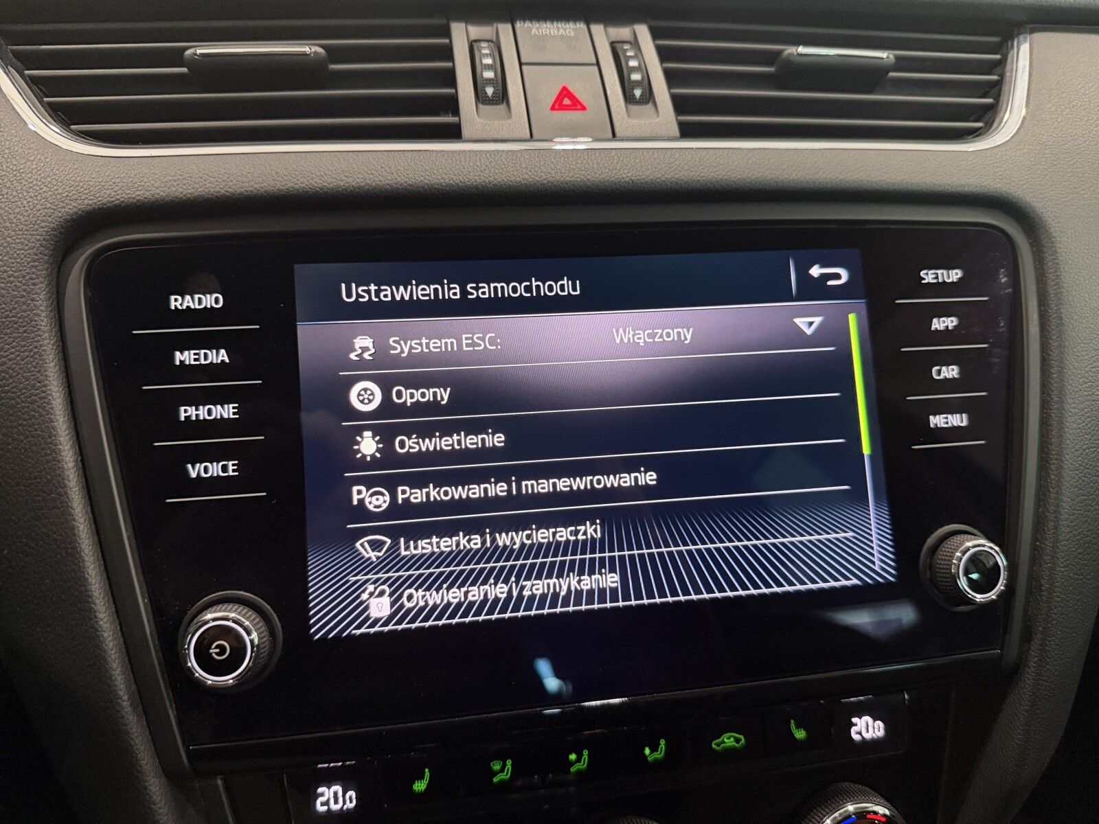 Škoda Octavia Combi - zdjęcie 26