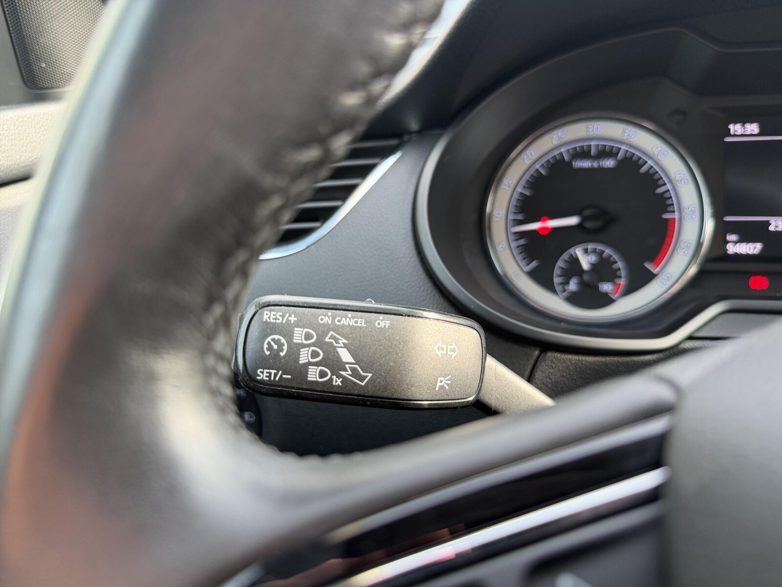 Škoda Octavia Combi - zdjęcie 15