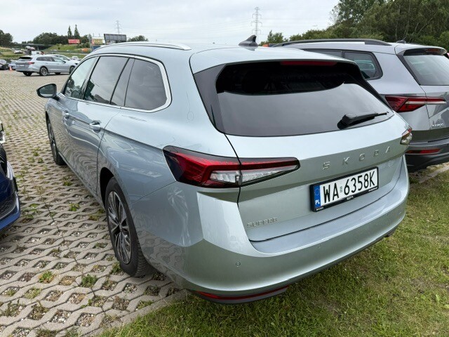 Škoda Superb Combi - zdjęcie 2