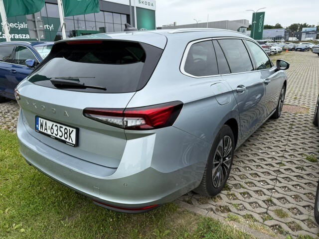Škoda Superb Combi - zdjęcie 3