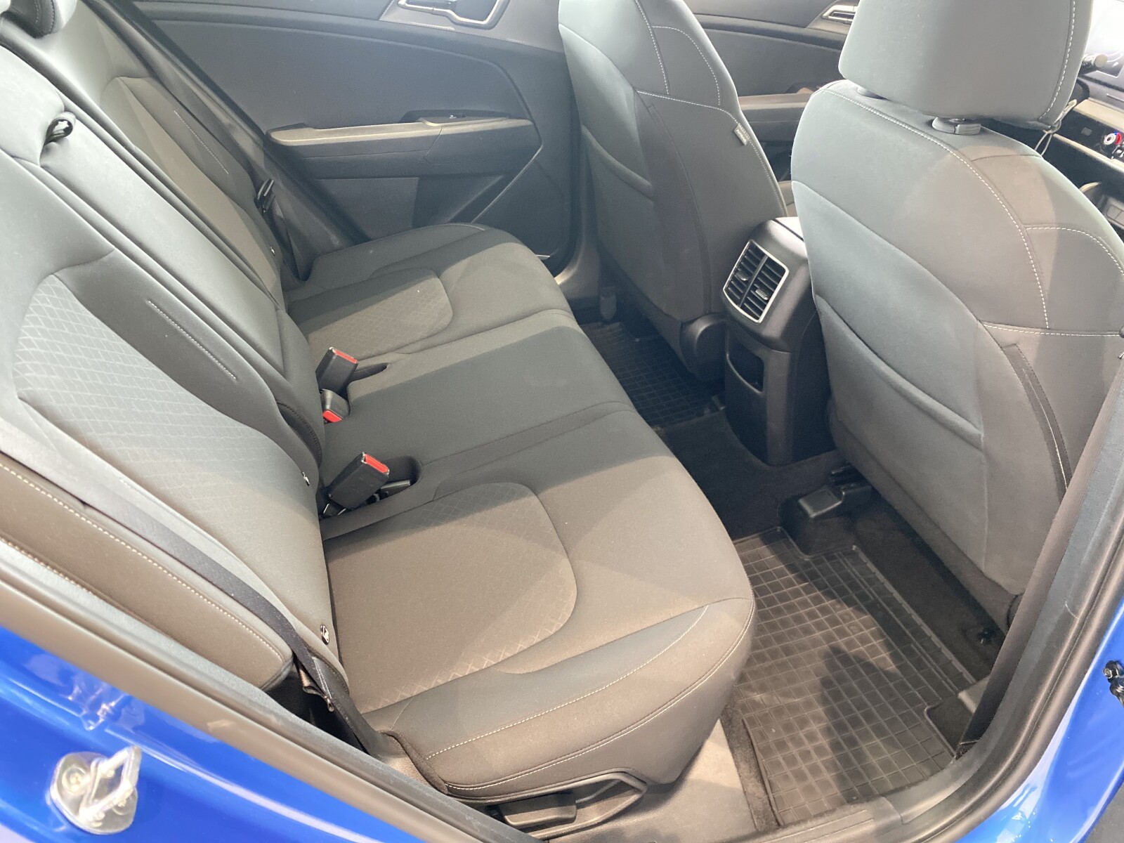 Kia Sportage - zdjęcie 13