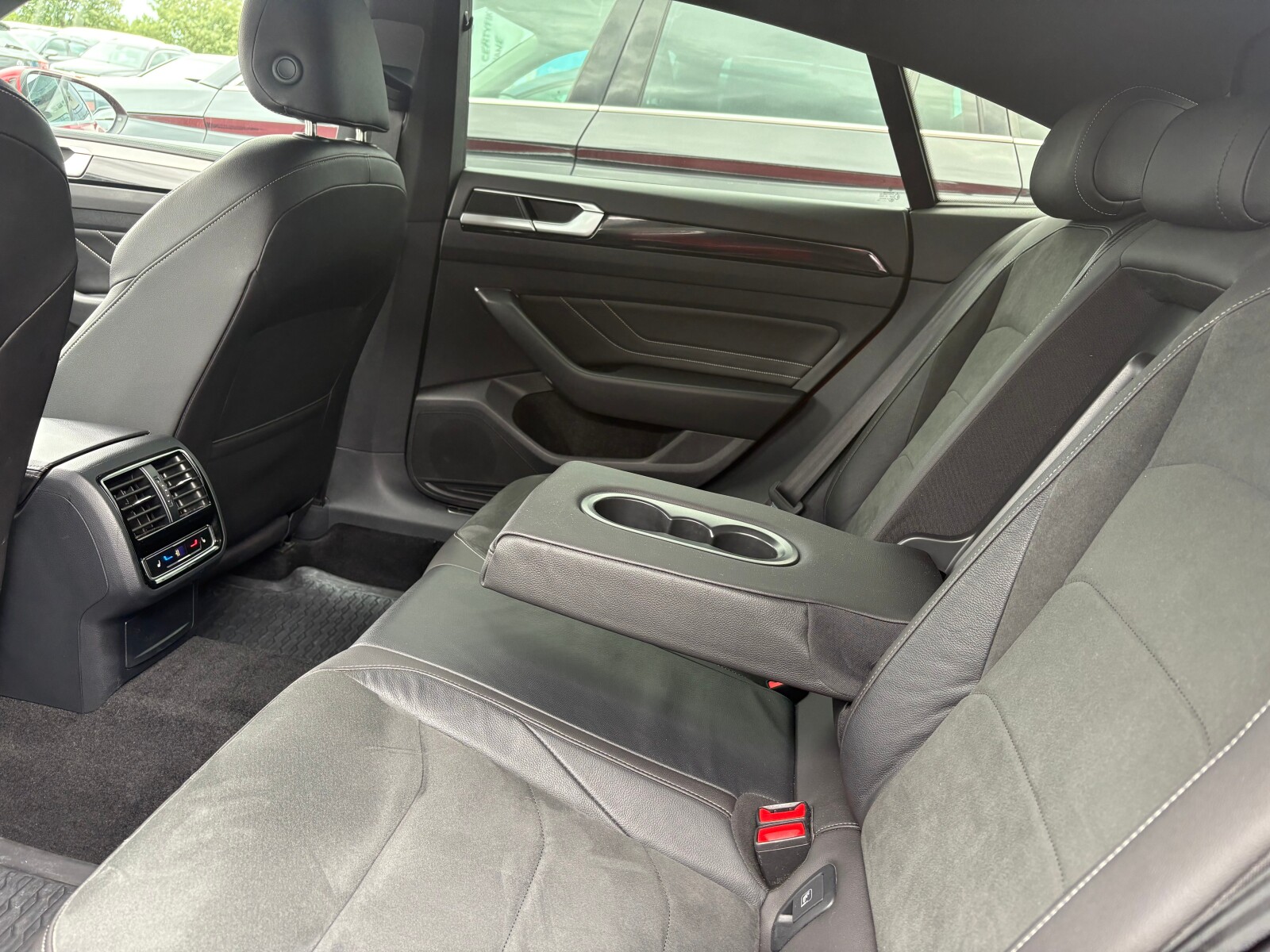Volkswagen Arteon - zdjęcie 15