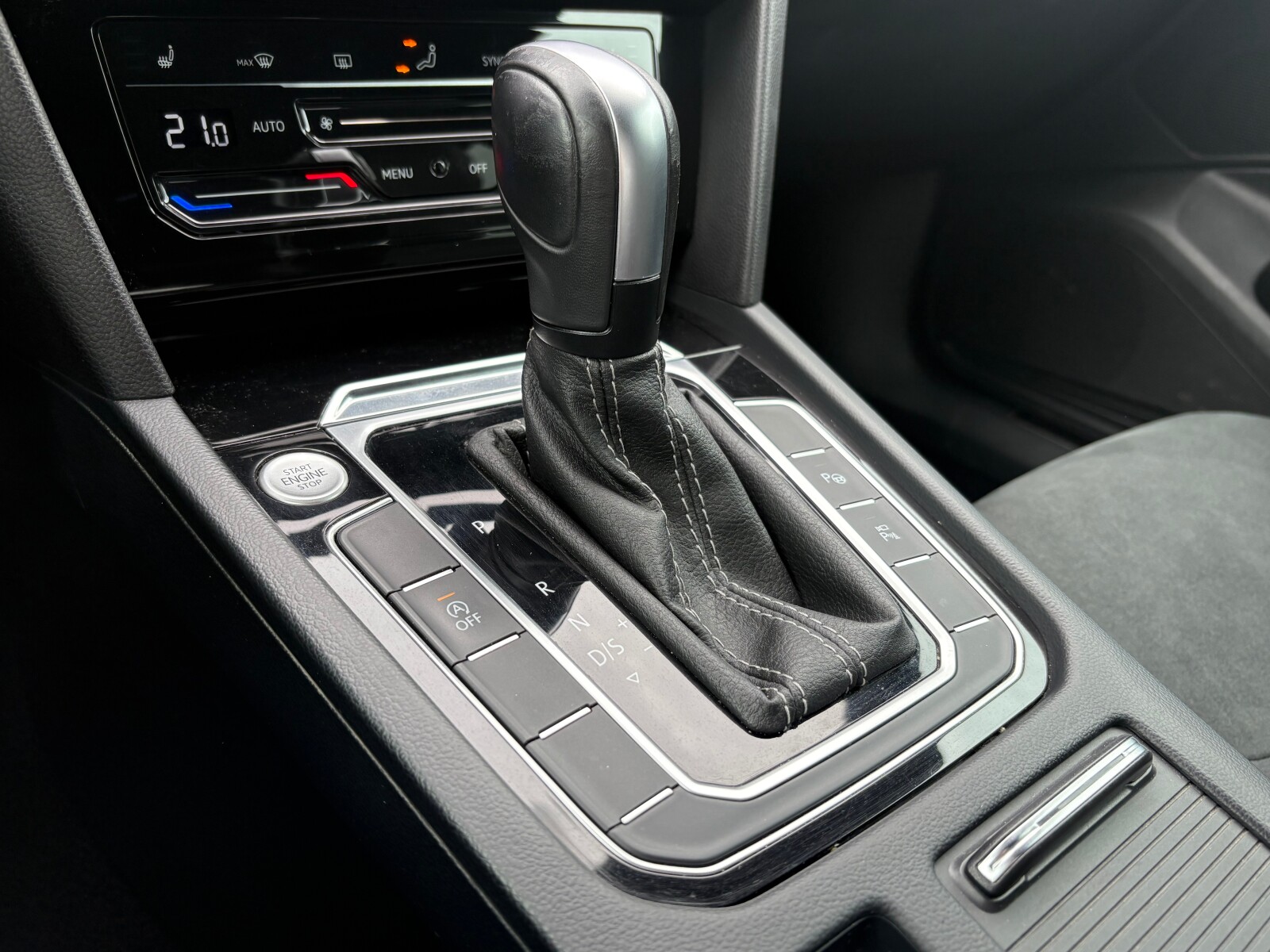 Volkswagen Arteon - zdjęcie 29