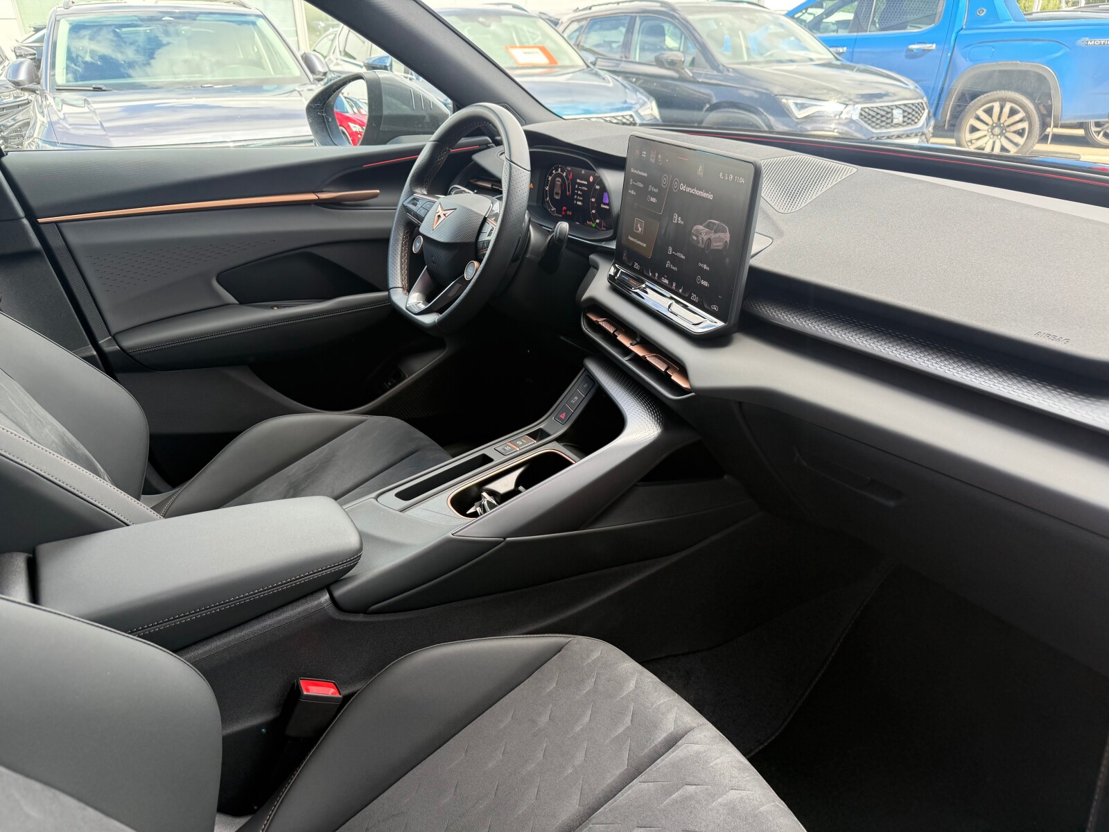 Cupra Terramar - zdjęcie 16