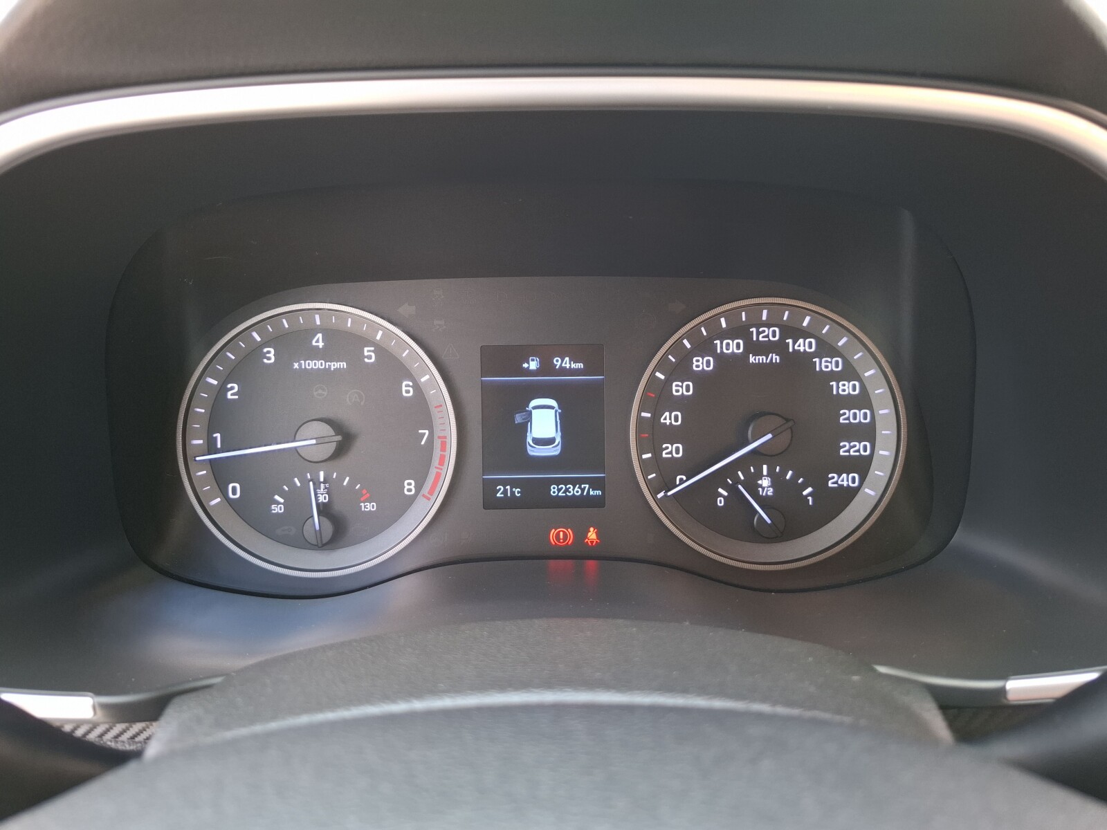 Hyundai Tucson - zdjęcie 16