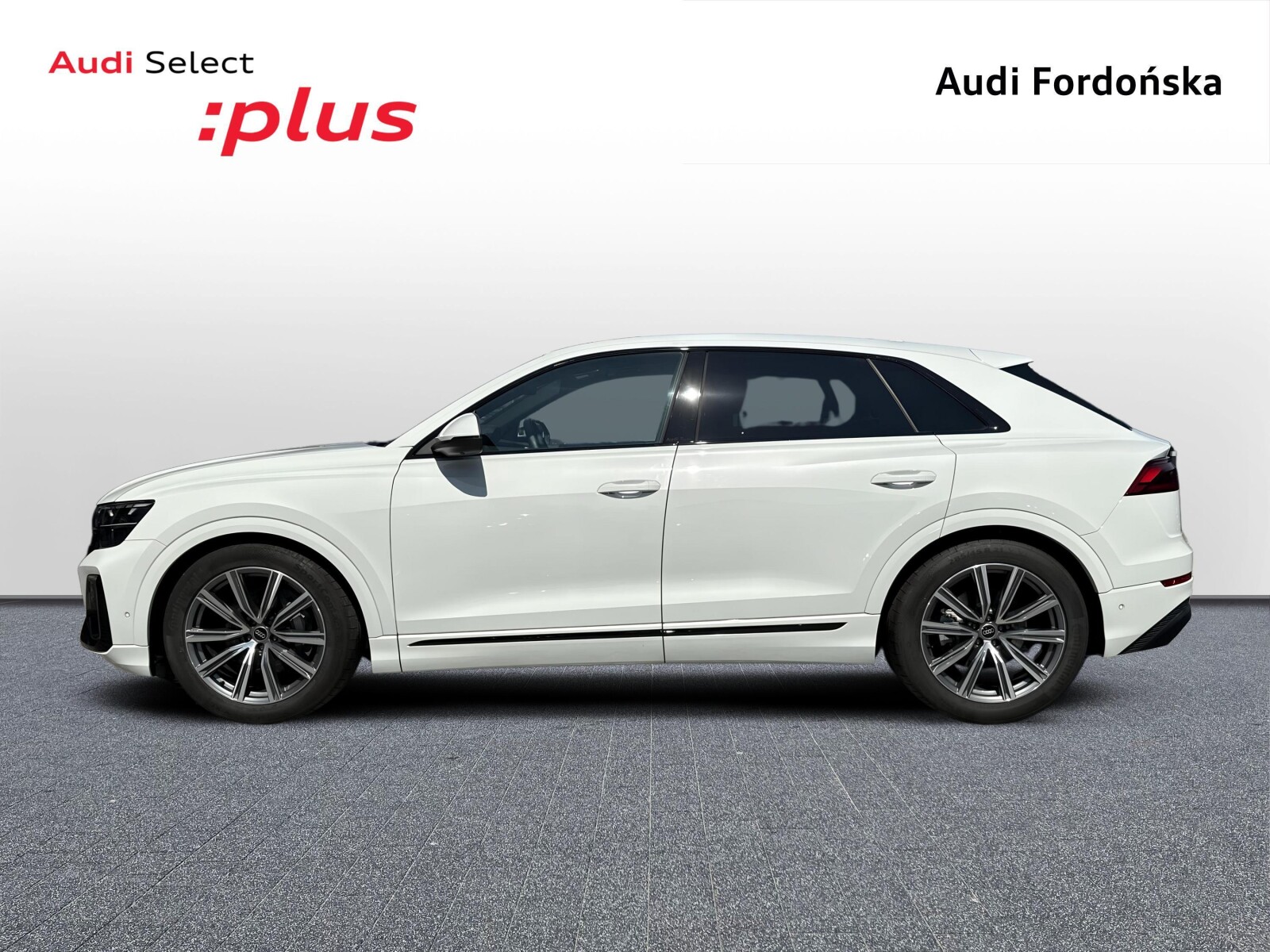 Audi Q8 - zdjęcie 2