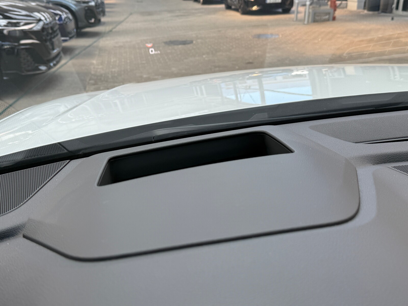 Audi Q8 - zdjęcie 39