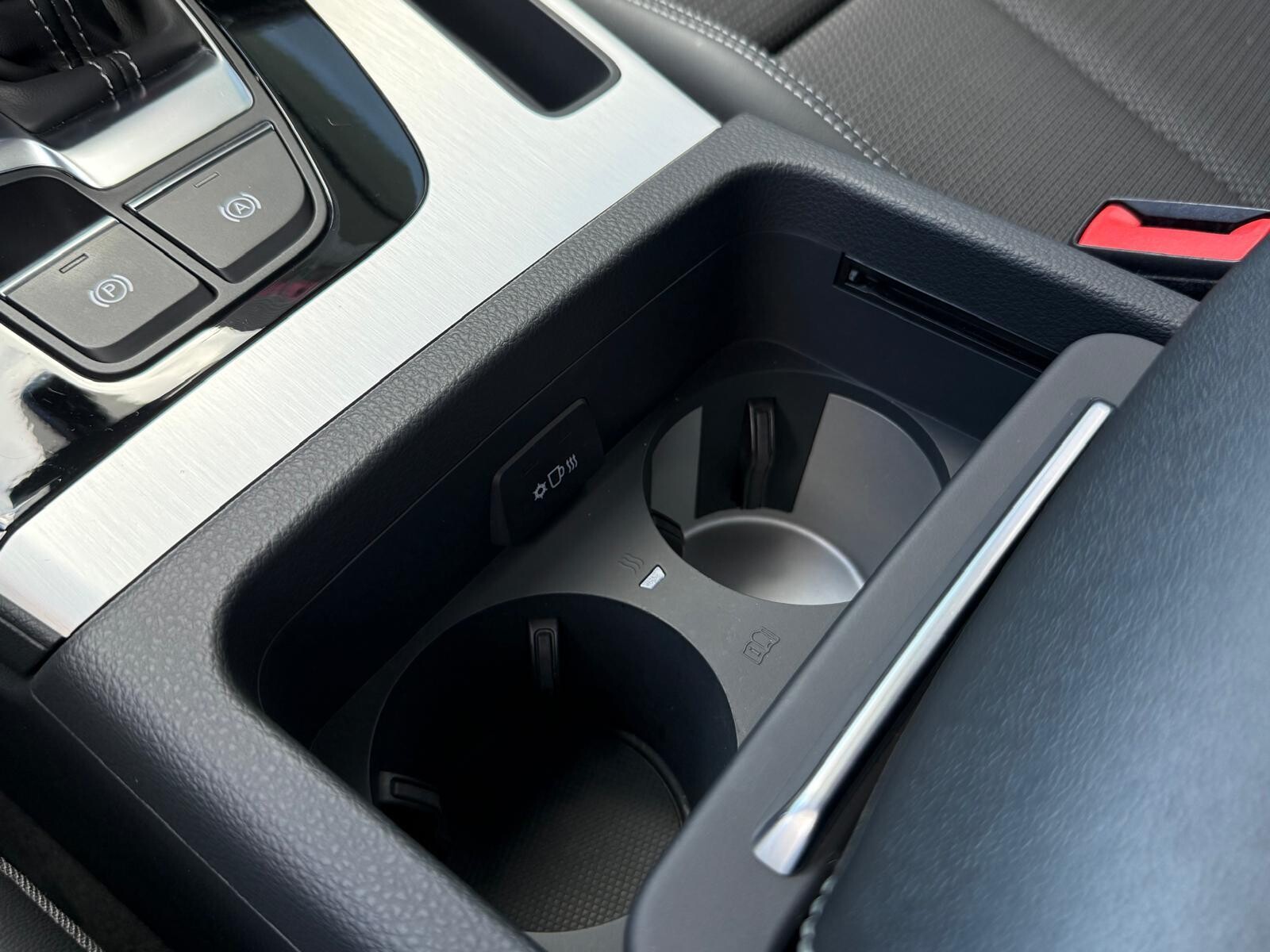 Audi Q5 Sportback TFSI e - zdjęcie 26