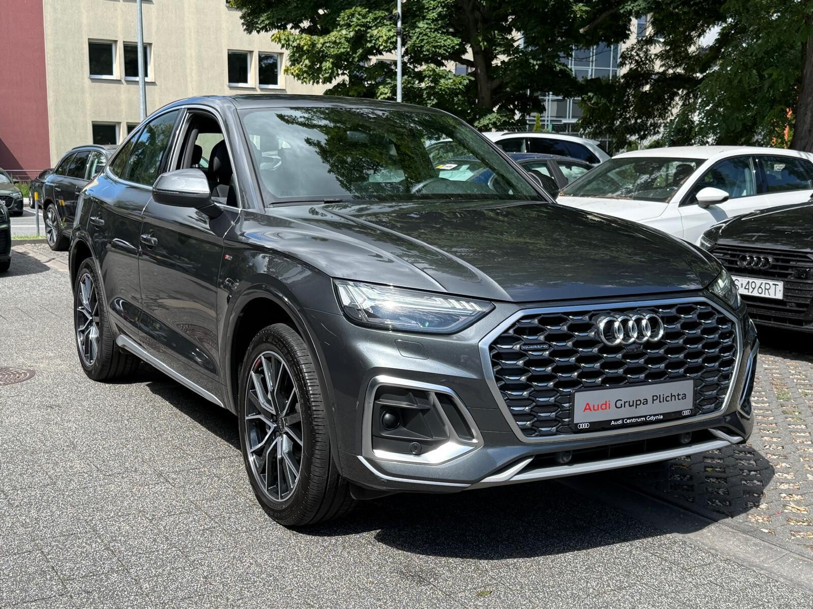 Audi Q5 Sportback TFSI e - zdjęcie 9