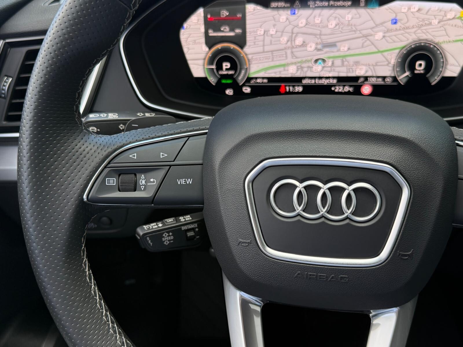 Audi Q5 Sportback TFSI e - zdjęcie 17