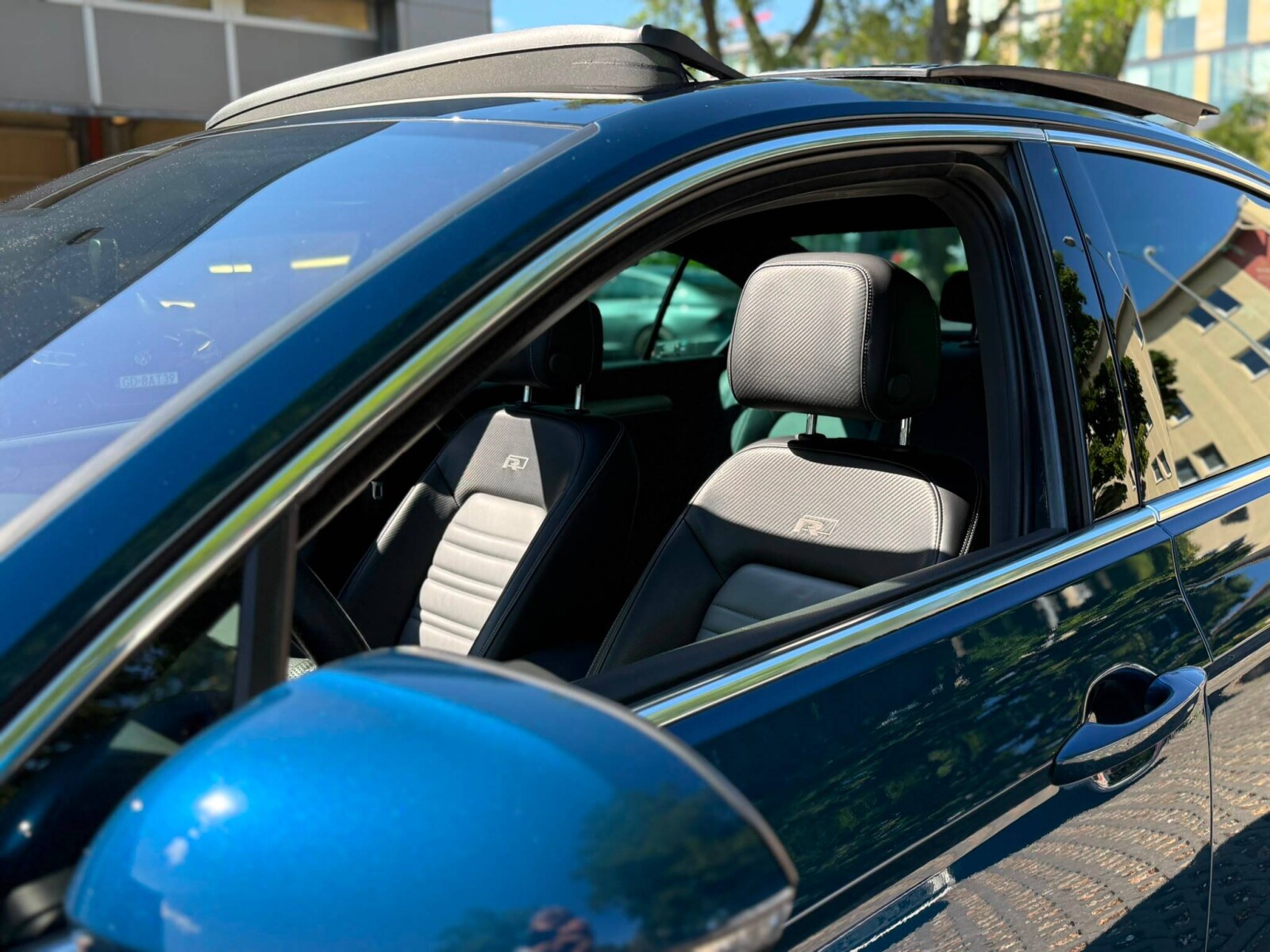 Volkswagen Passat - zdjęcie 31