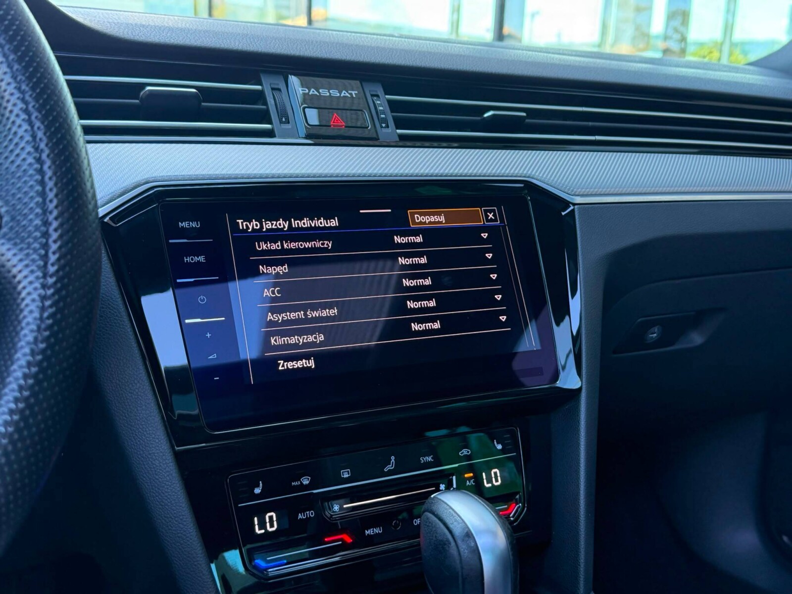 Volkswagen Passat - zdjęcie 24