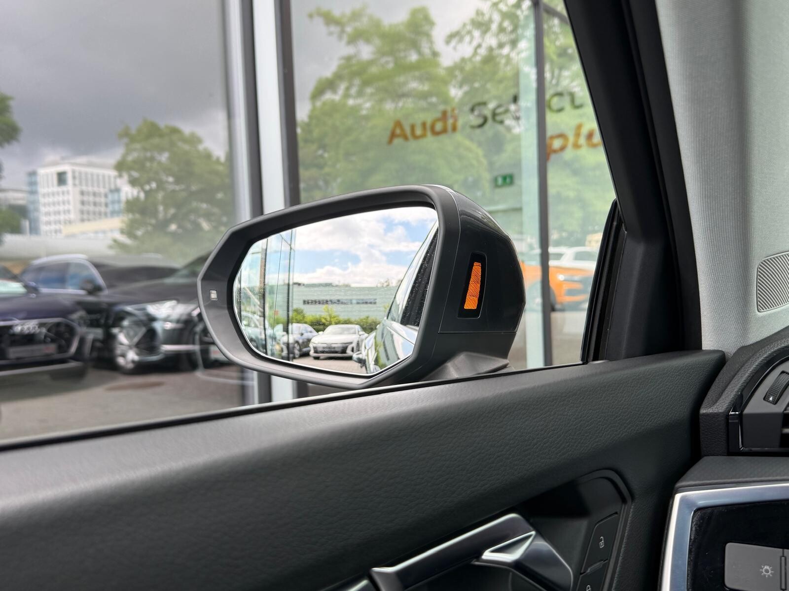 Audi Q3 - zdjęcie 32