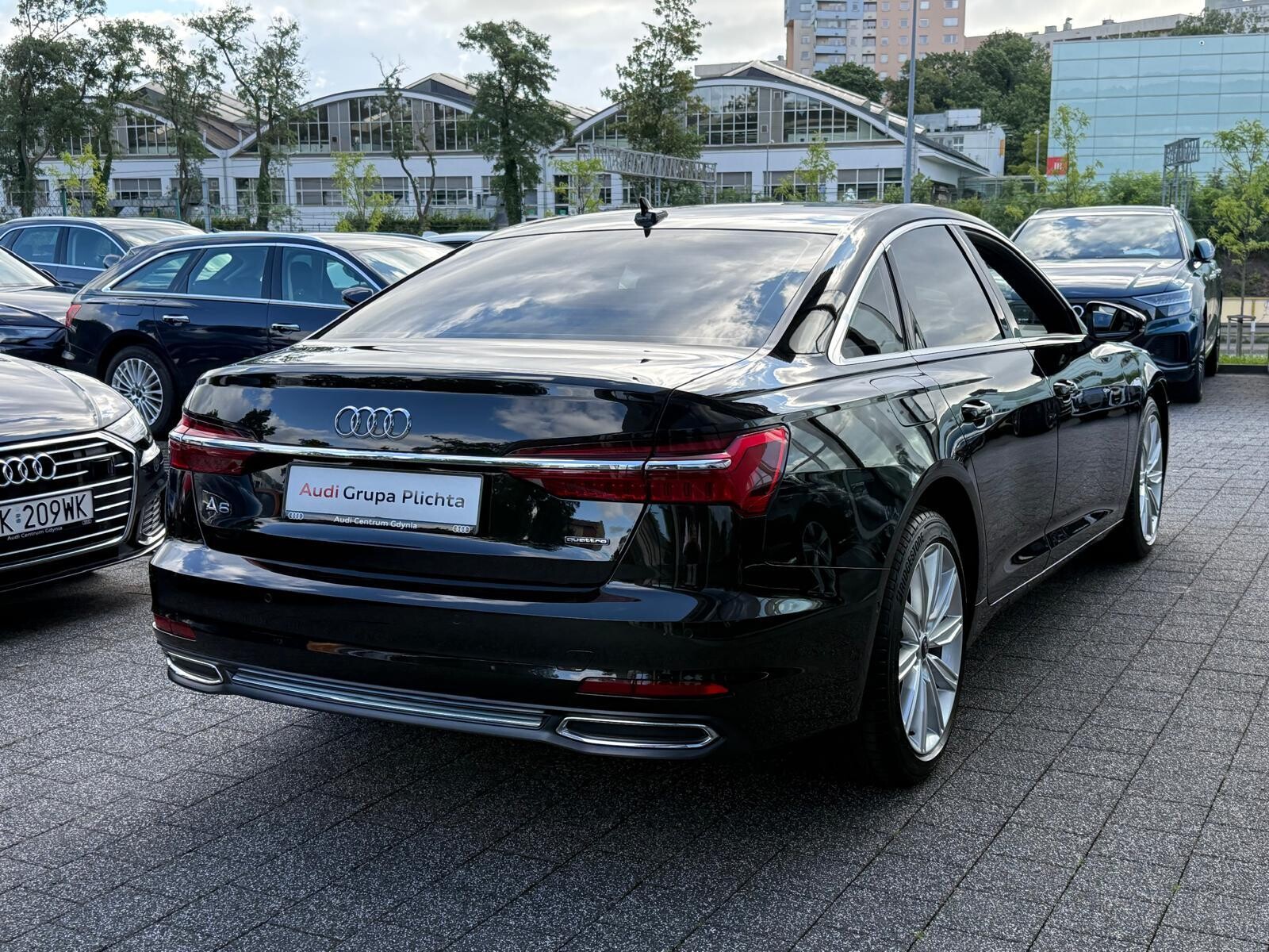 Audi A6 Limousine - zdjęcie 11