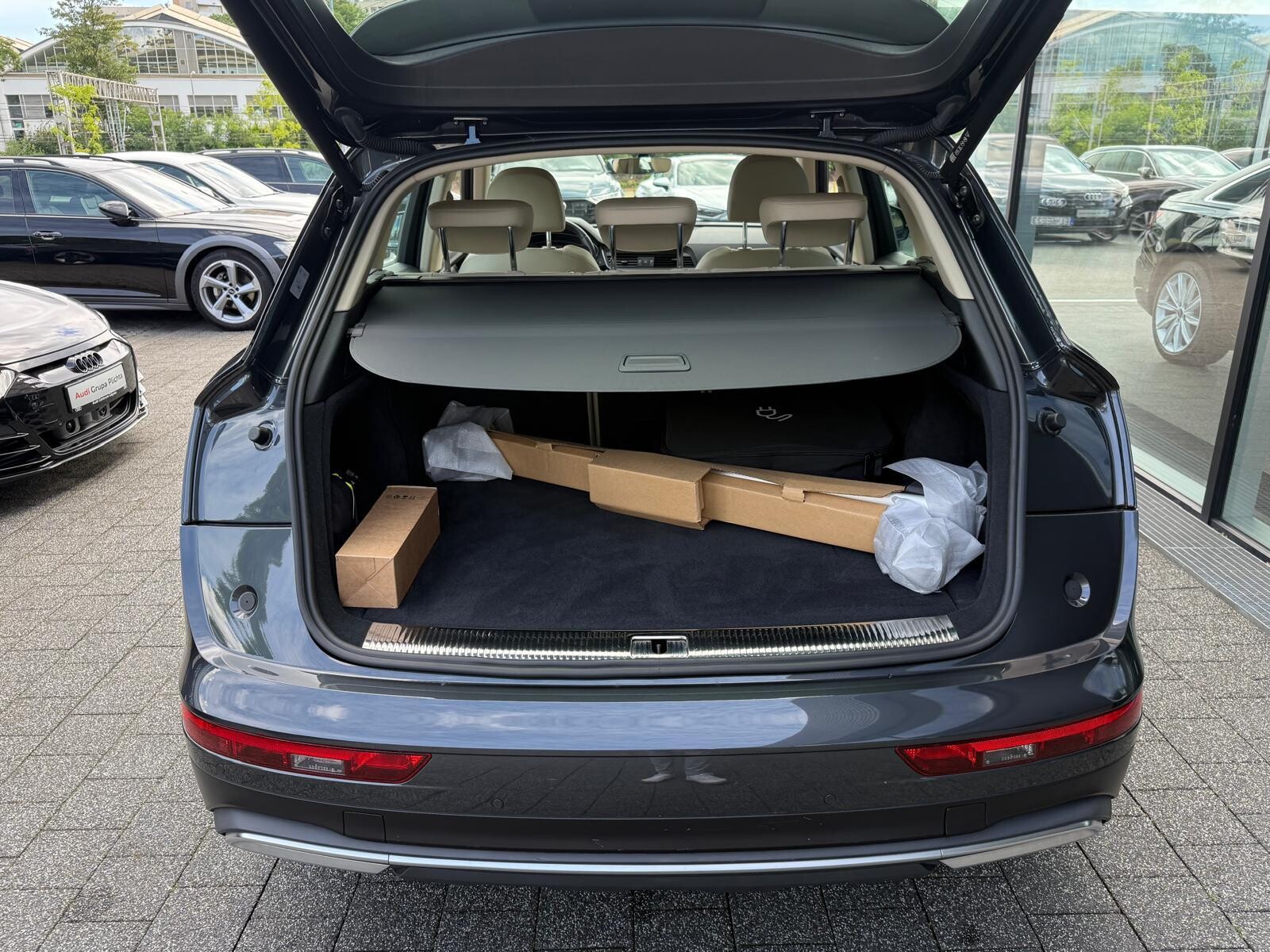 Audi Q5 TFSI e - zdjęcie 36