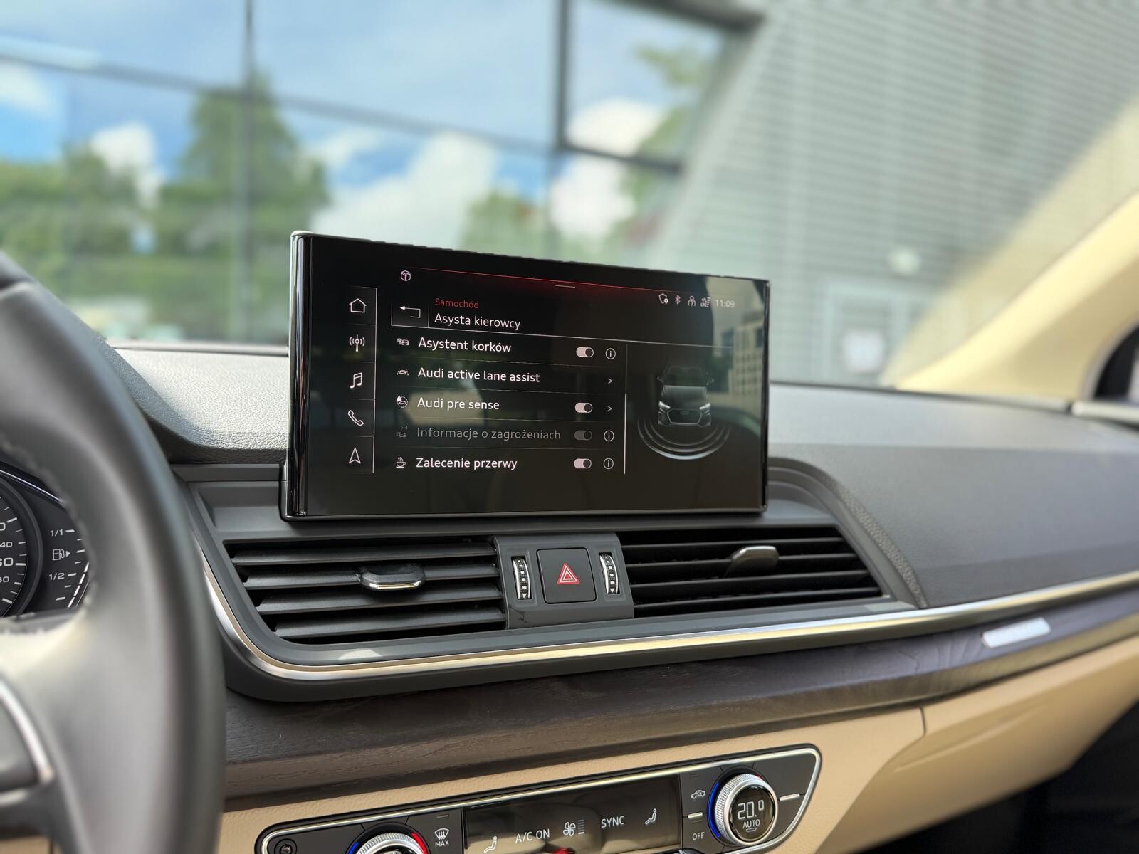 Audi Q5 TFSI e - zdjęcie 34