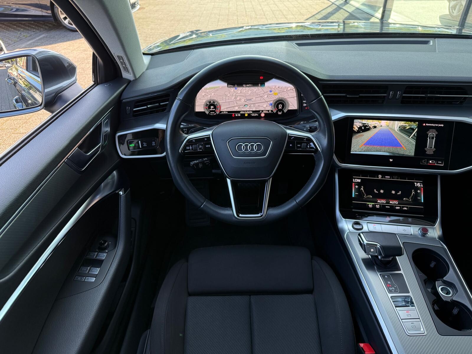 Audi A6 Avant - zdjęcie 24