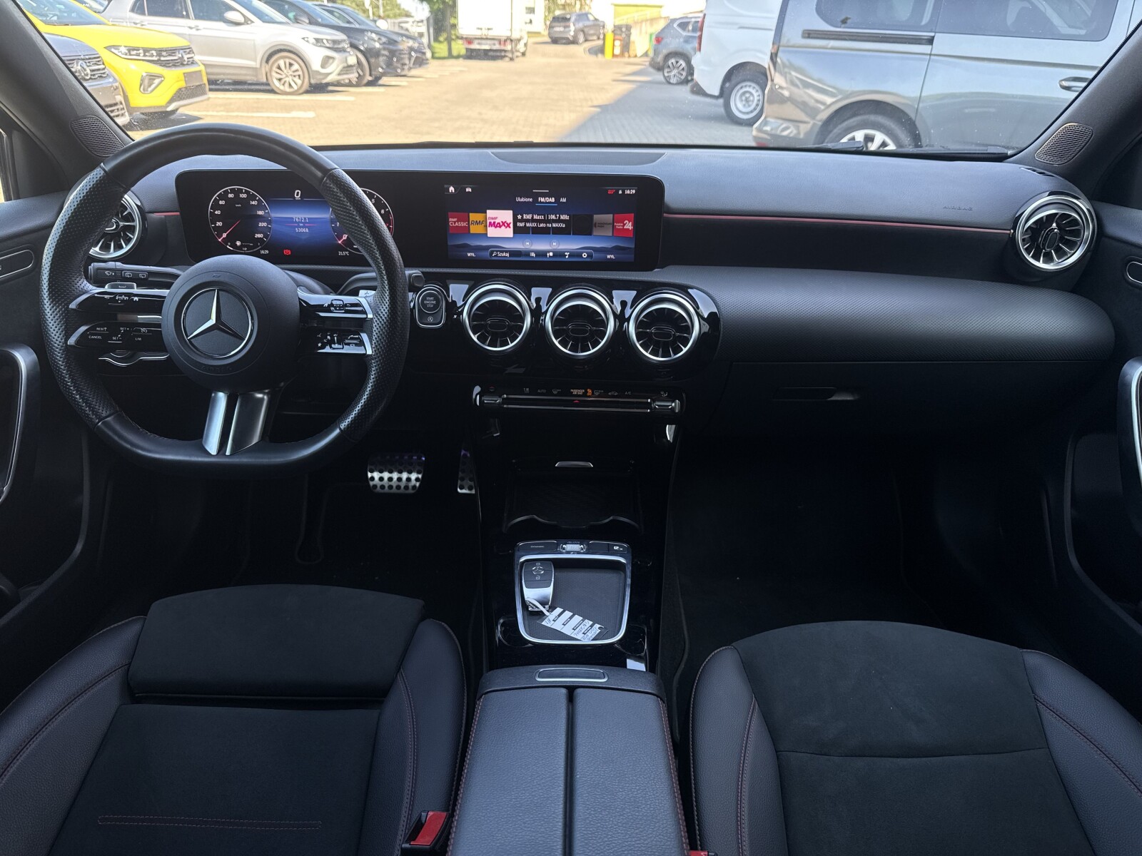Mercedes-Benz A 200 - zdjęcie 9