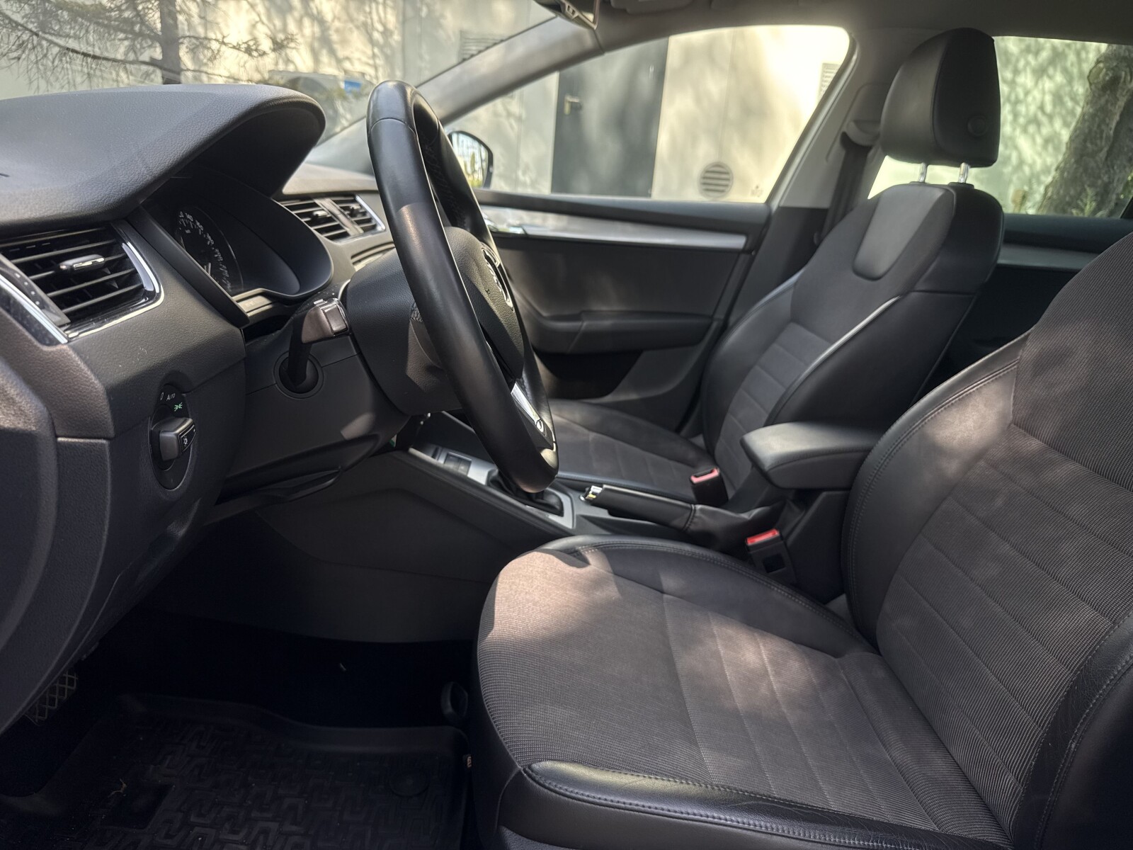 Škoda Octavia - zdjęcie 10