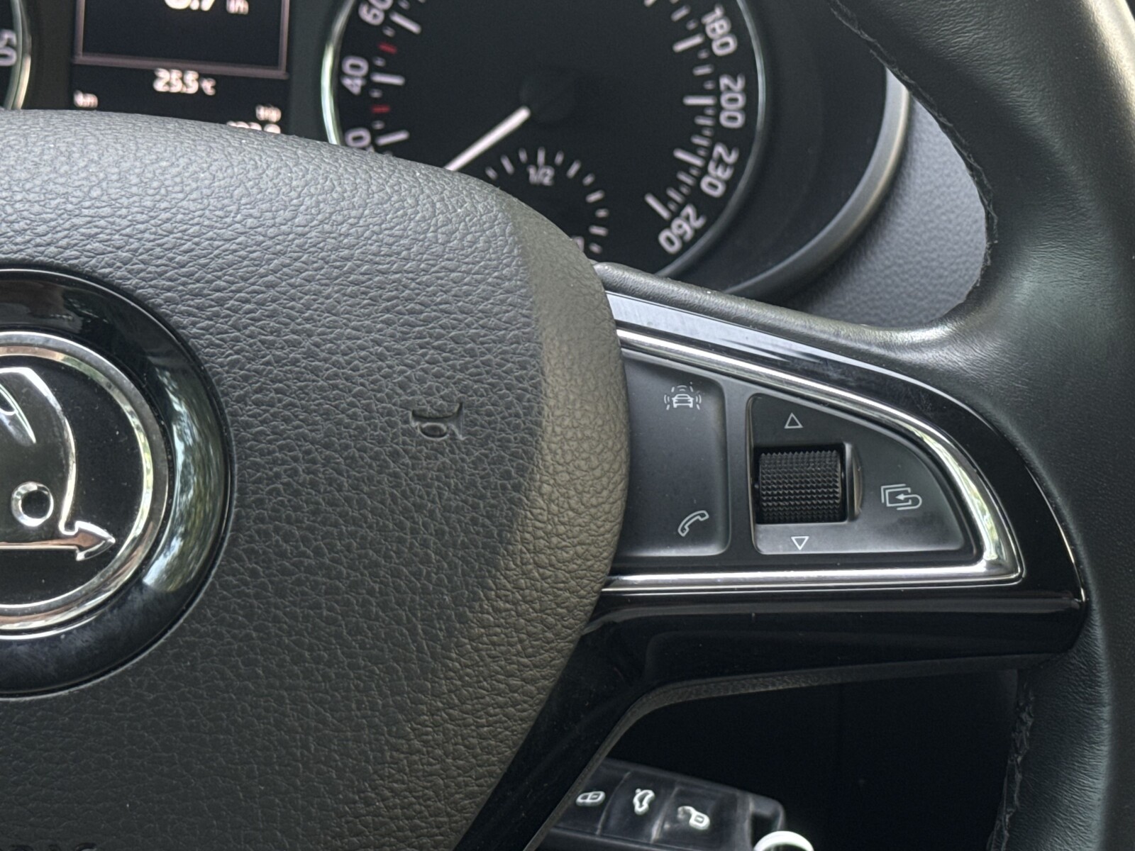 Škoda Octavia - zdjęcie 17