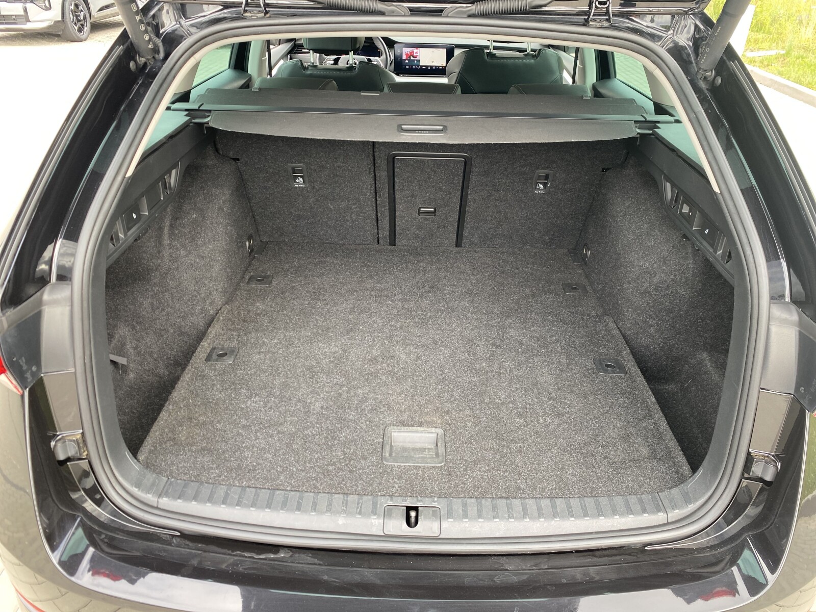 Škoda Octavia Combi - zdjęcie 12