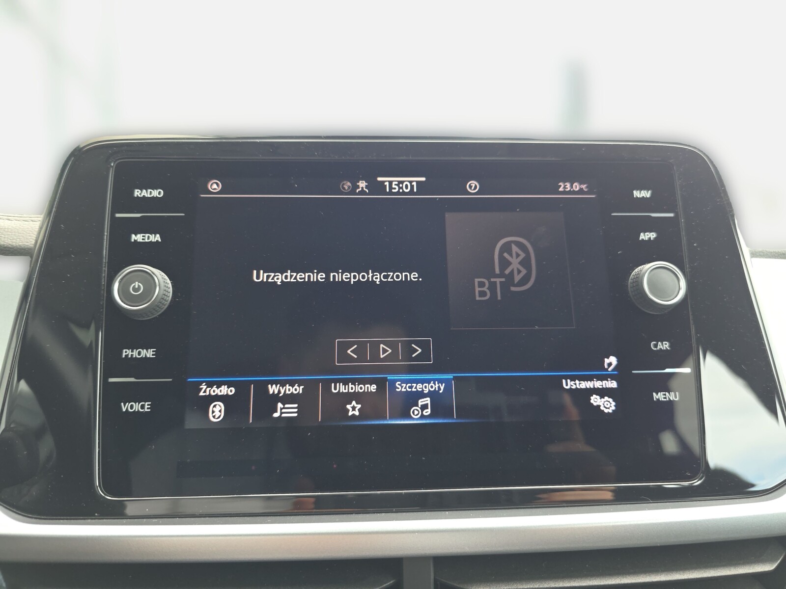Volkswagen T-Roc - zdjęcie 20