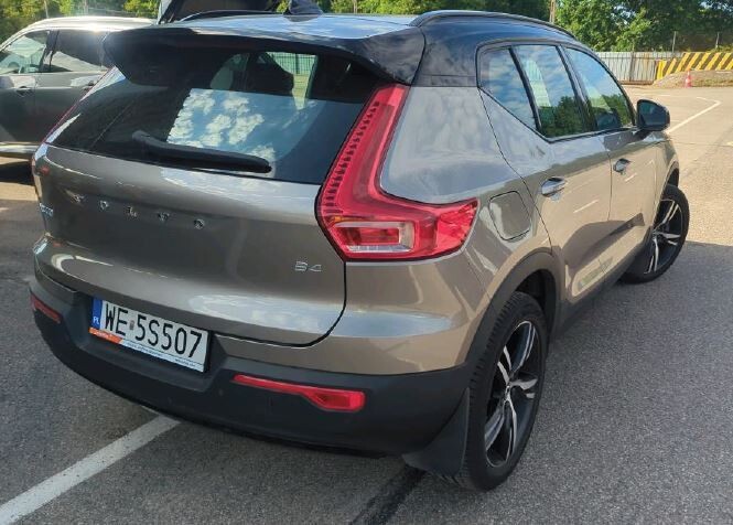 Volvo XC 40 - zdjęcie 4