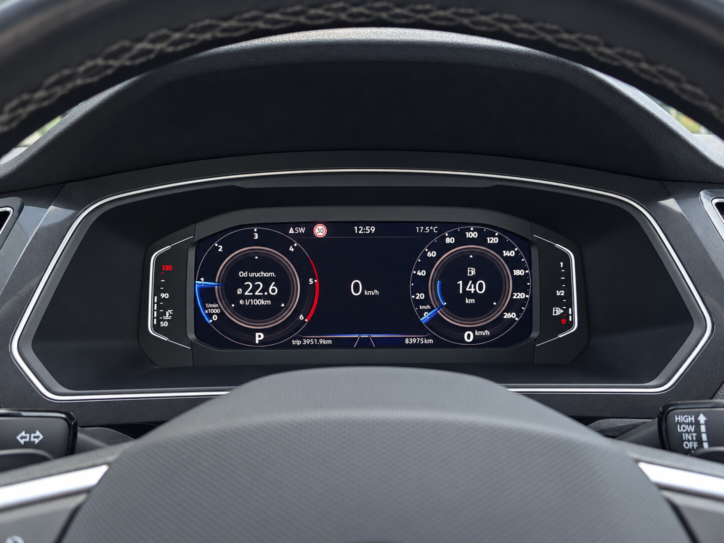 Volkswagen Tiguan Allspace - zdjęcie 19