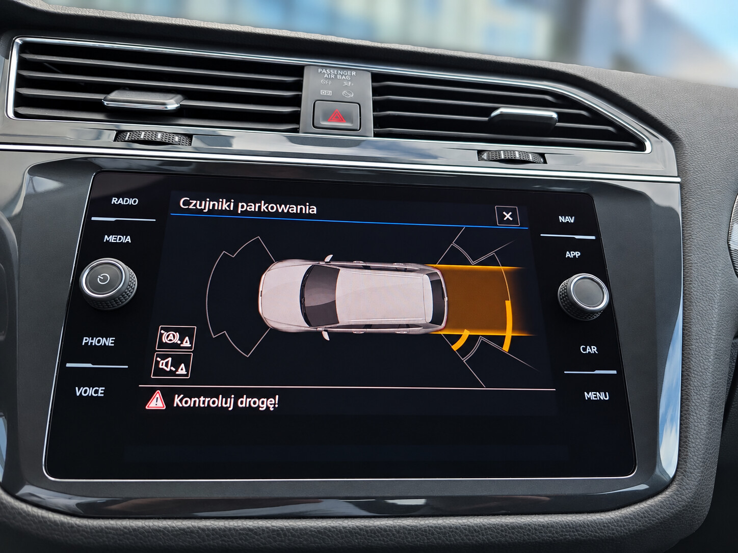 Volkswagen Tiguan Allspace - zdjęcie 25