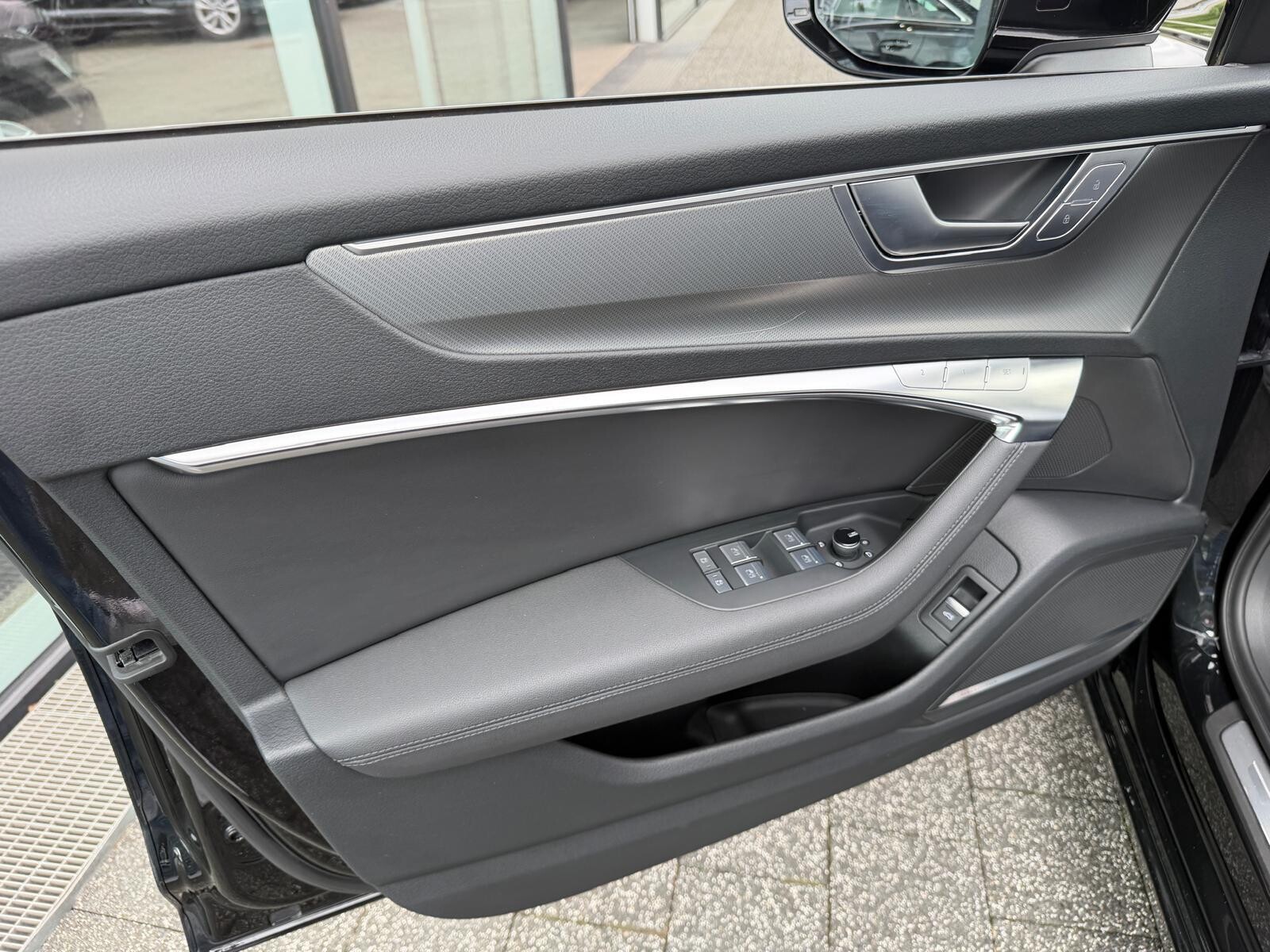 Audi A6 Limousine - zdjęcie 17