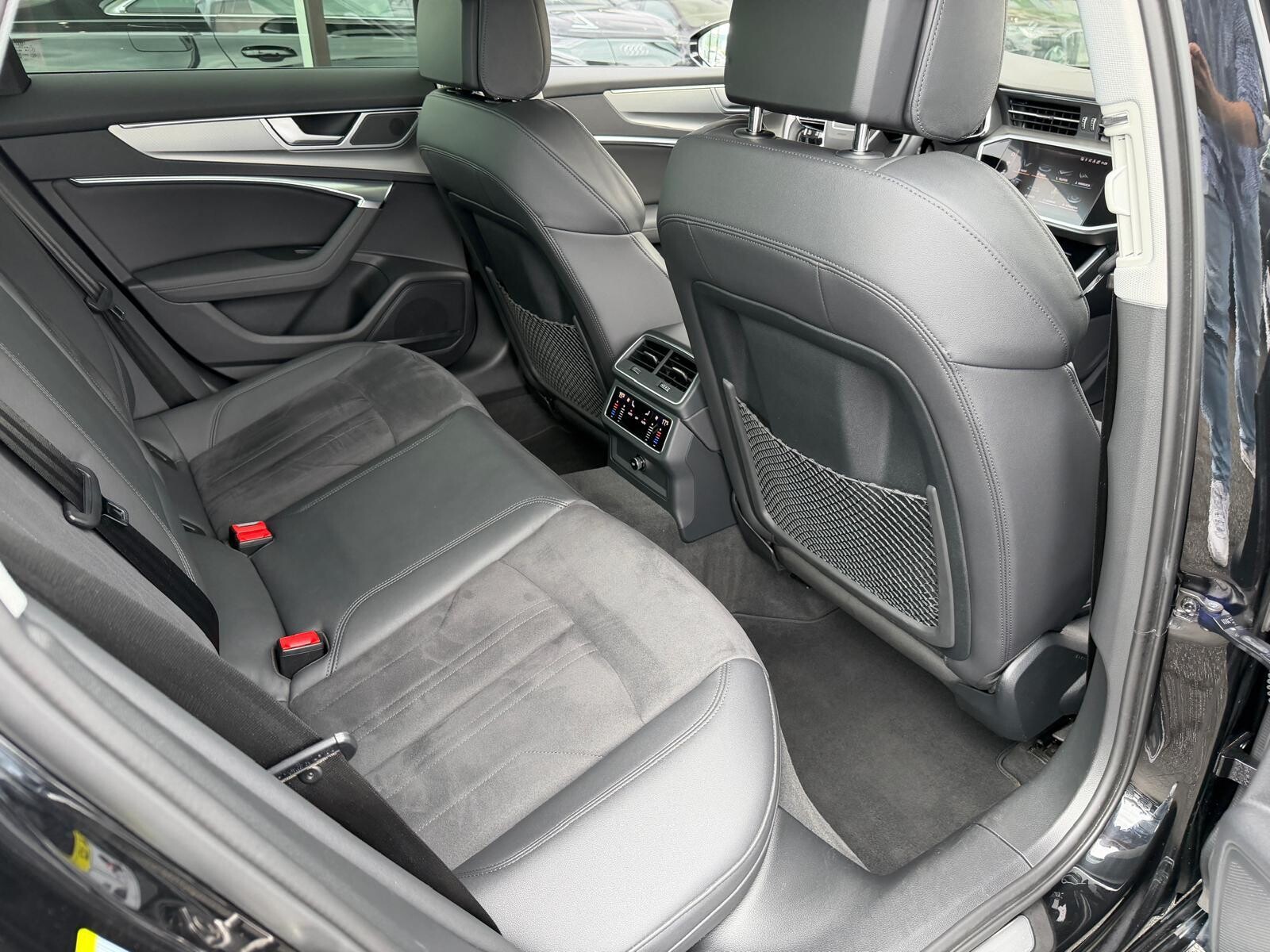 Audi A6 Limousine - zdjęcie 36