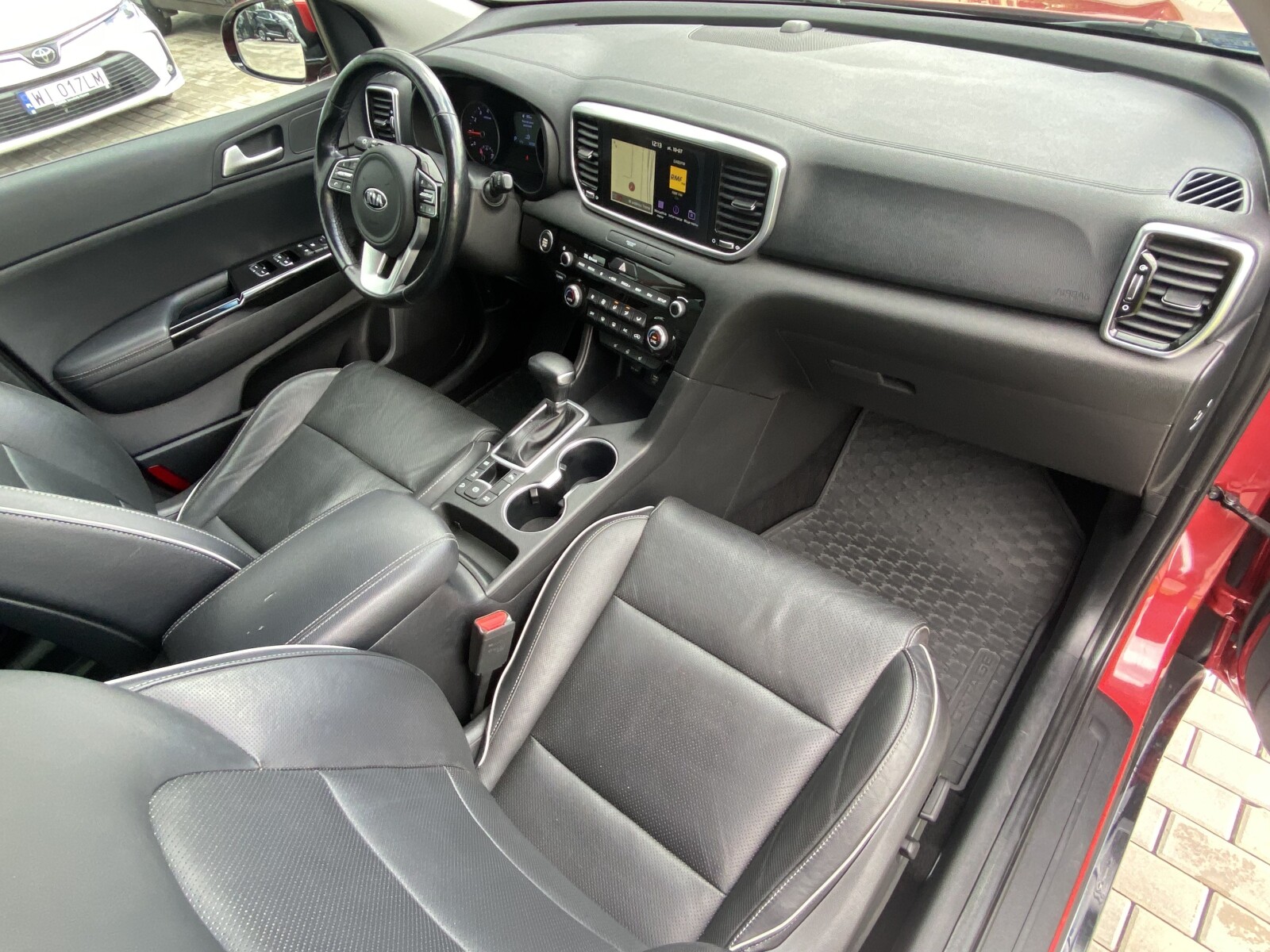Kia Sportage - zdjęcie 18