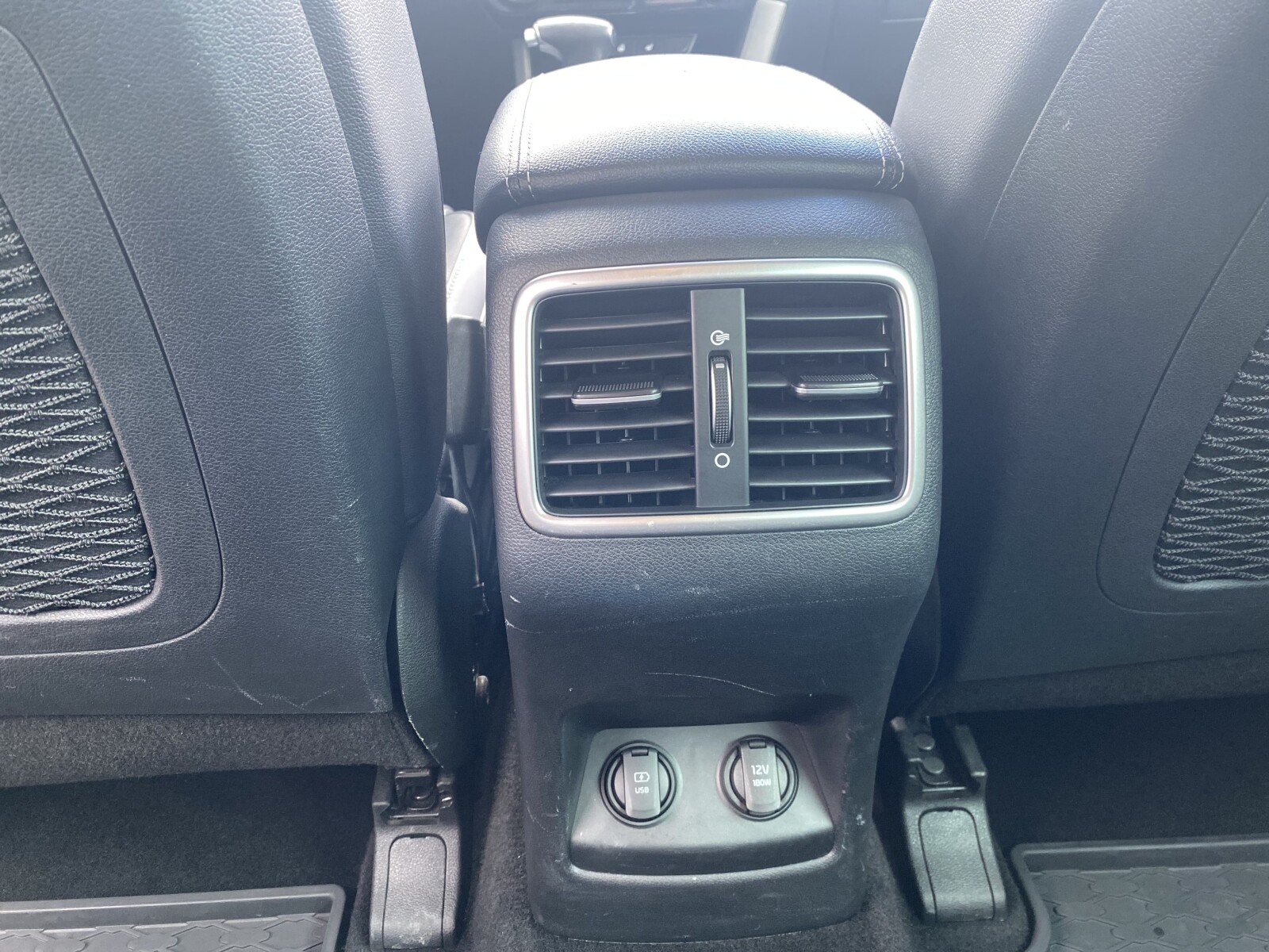 Kia Sportage - zdjęcie 12