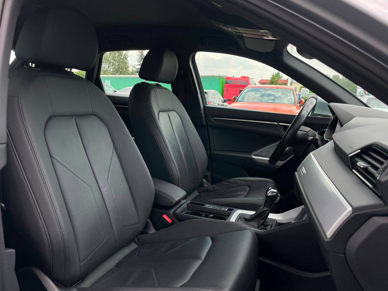 Audi Q3 - zdjęcie 22