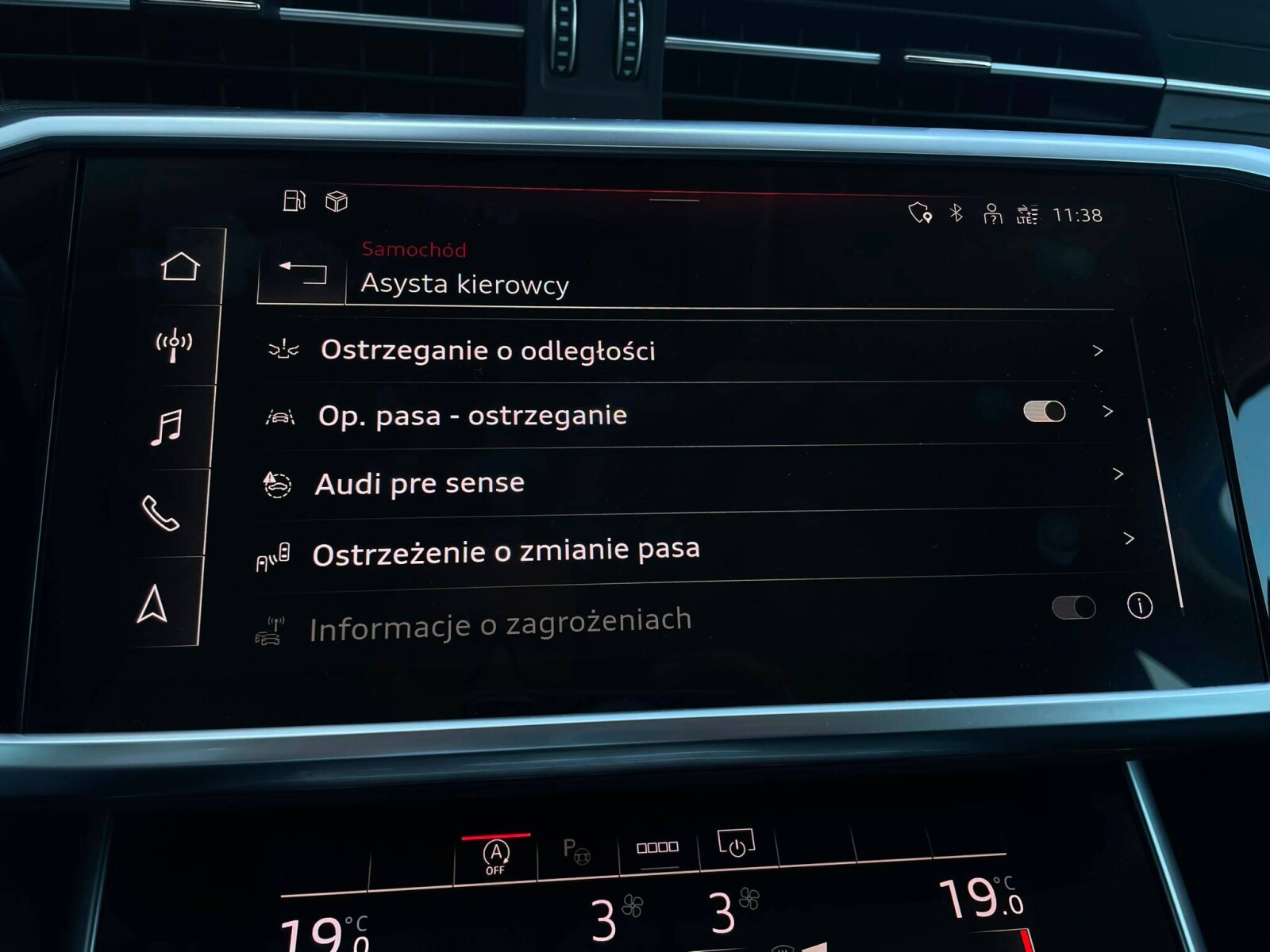 Audi A6 Avant - zdjęcie 31