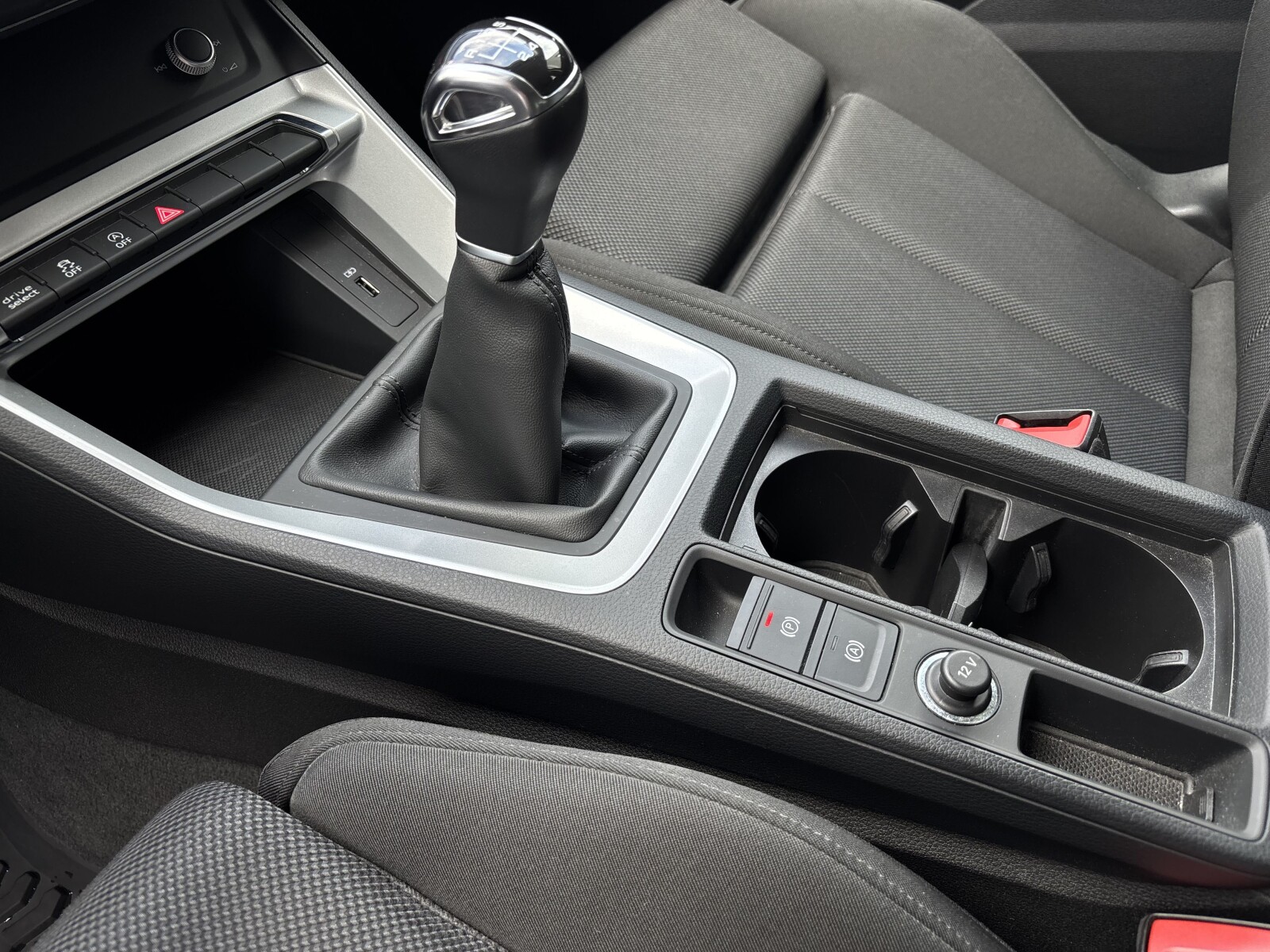 Audi Q3 Sportback - zdjęcie 18