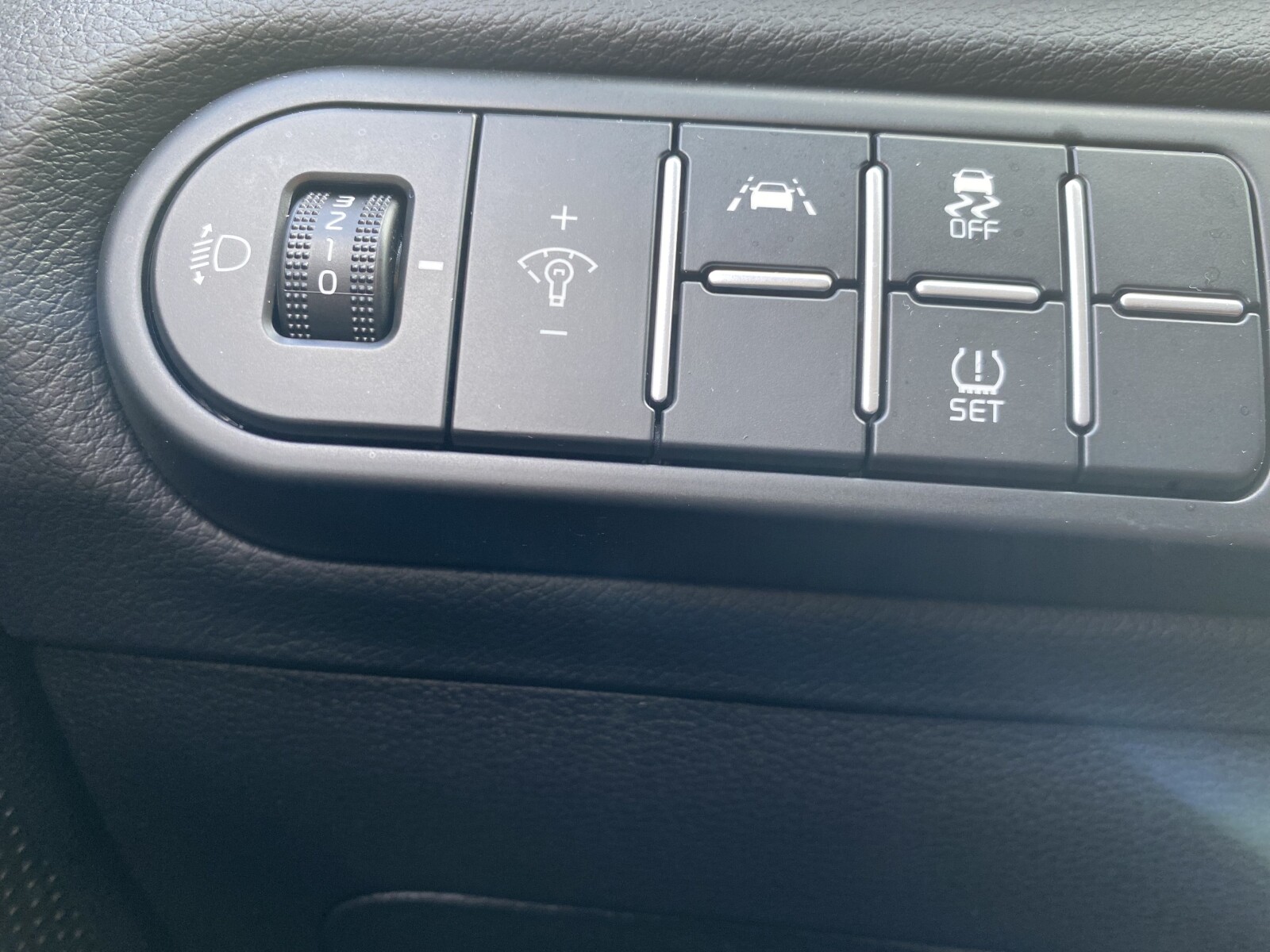 Kia XCeed - zdjęcie 17