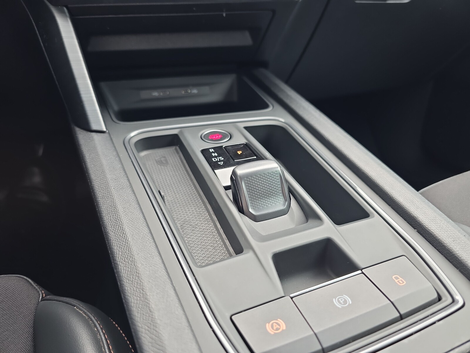 Cupra Formentor - zdjęcie 24