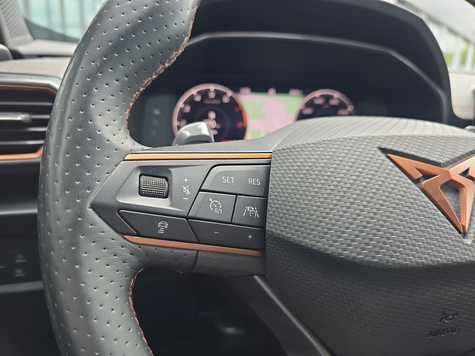 Cupra Formentor - zdjęcie 18