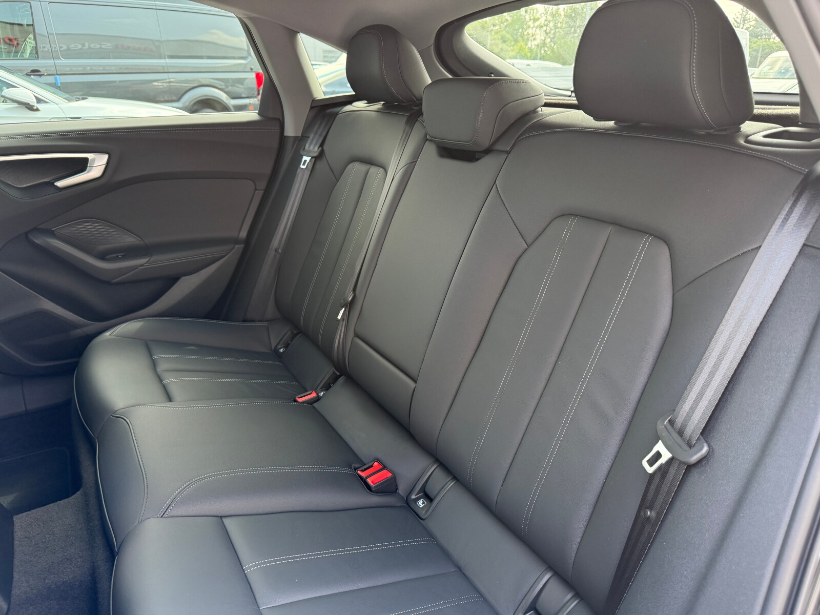 Audi A5 Limousine - zdjęcie 12