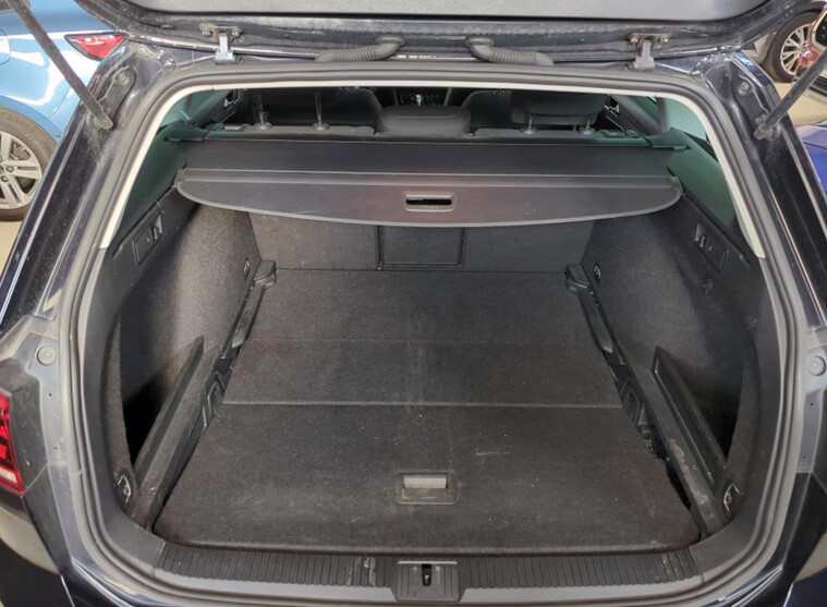 Volkswagen Passat - zdjęcie 8