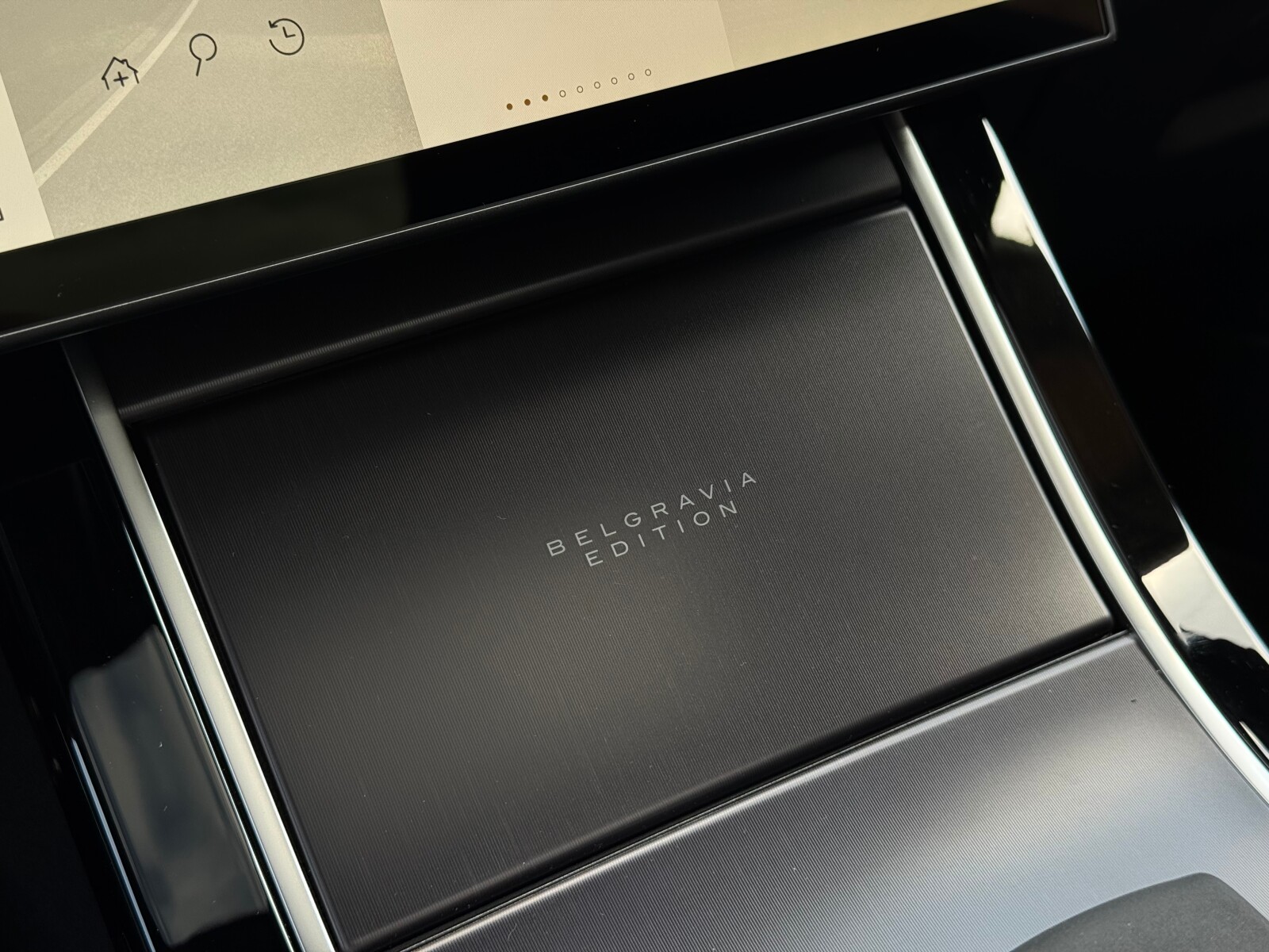 Land Rover Range Rover Velar - zdjęcie 18
