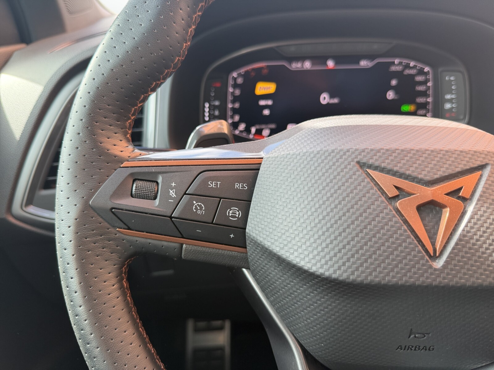 Cupra Ateca - zdjęcie 14