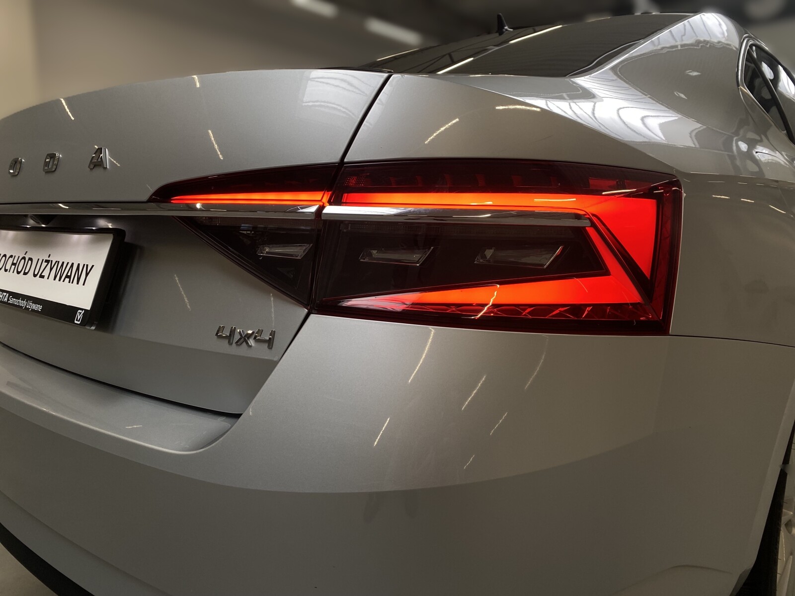 Škoda Superb - zdjęcie 9