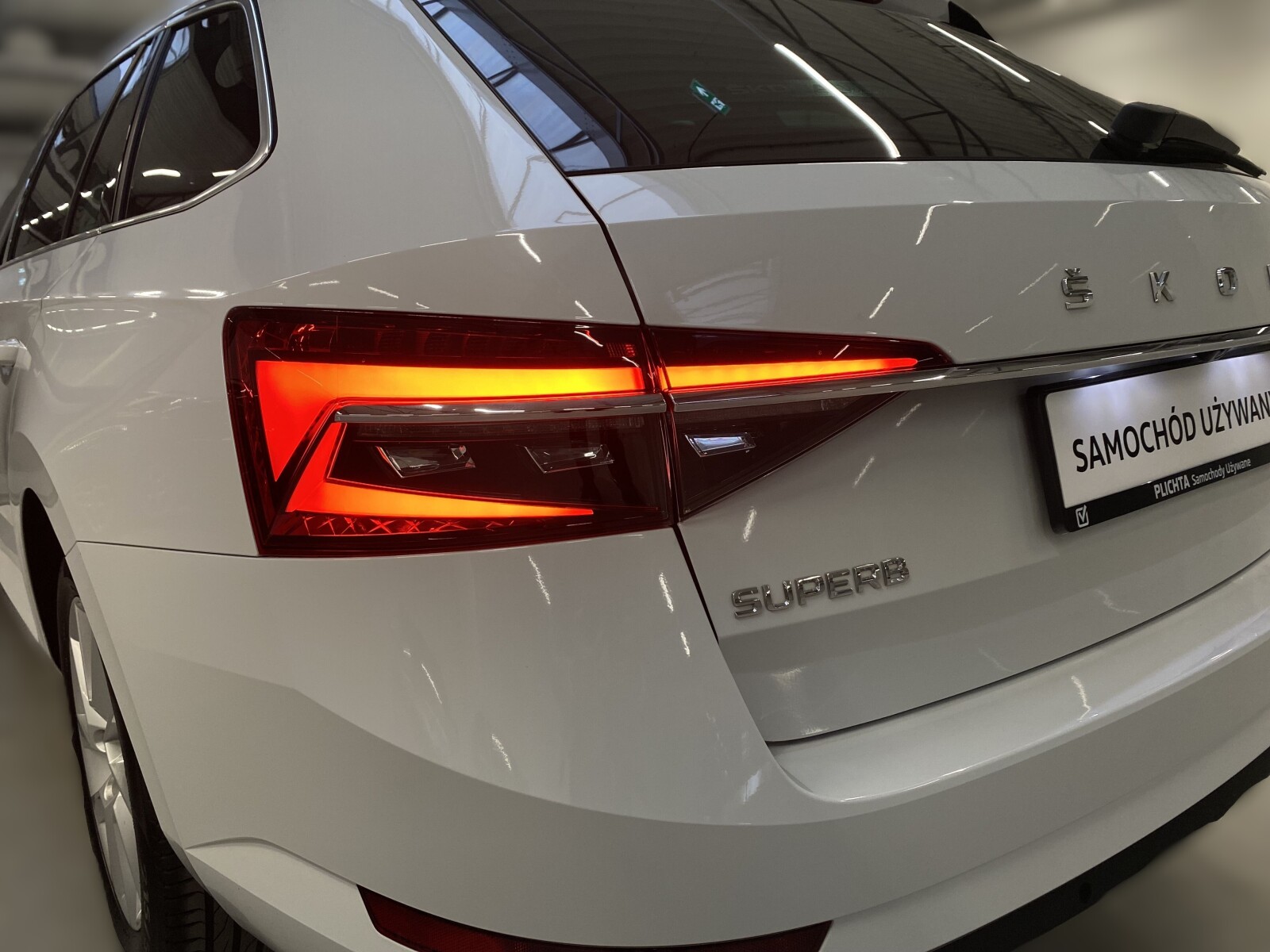 Škoda Superb Combi - zdjęcie 10