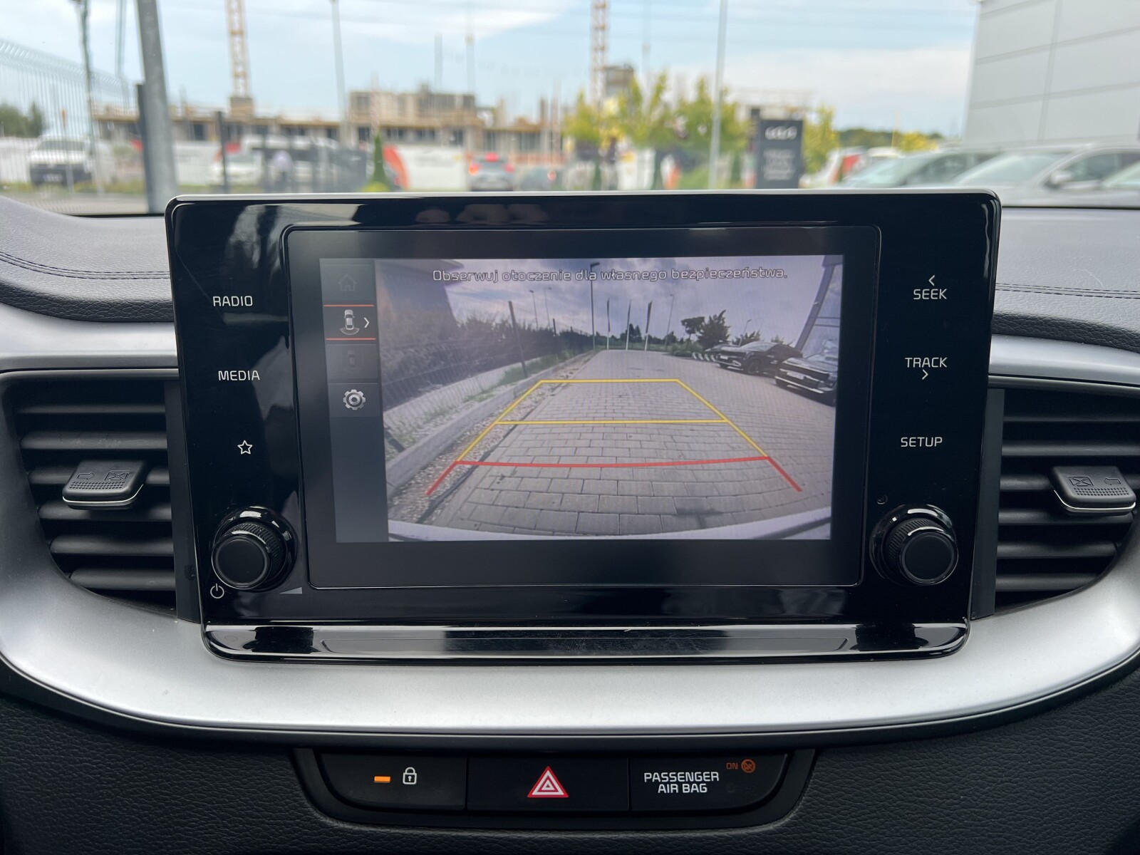 Kia Ceed - zdjęcie 23