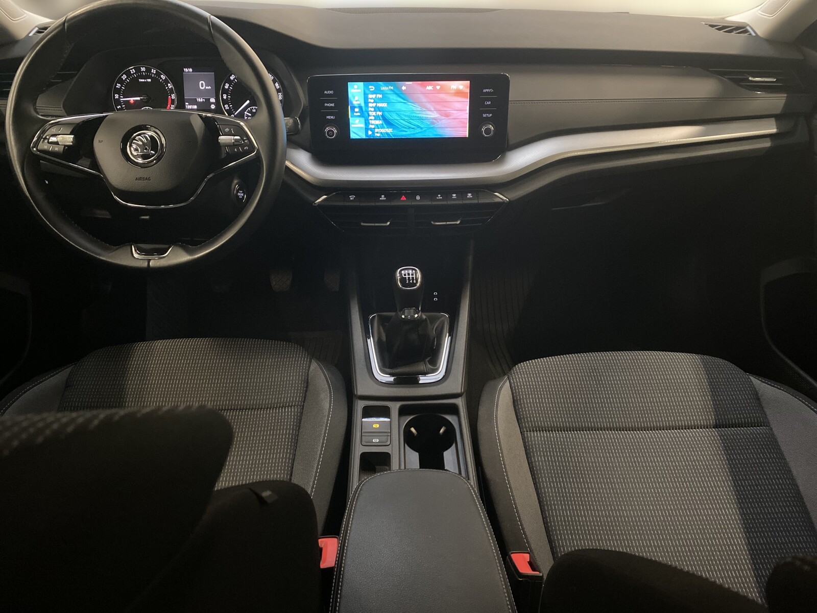 Škoda Octavia Combi - zdjęcie 9